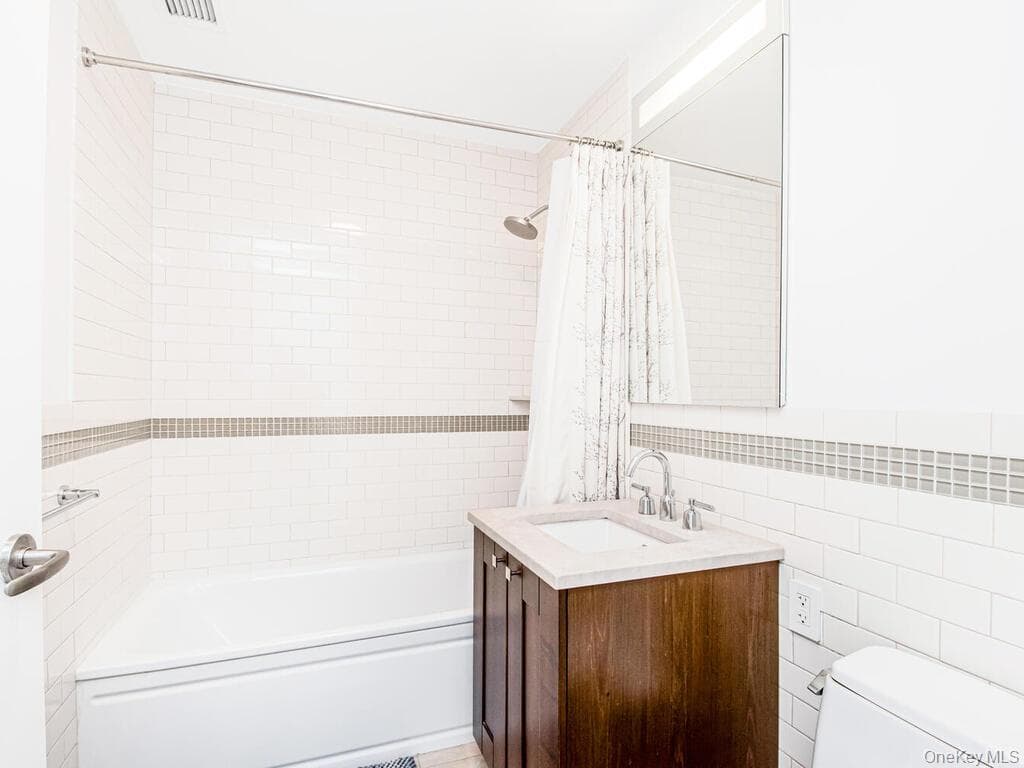 640 W 237th Street Unit: 7D thumbnail 19