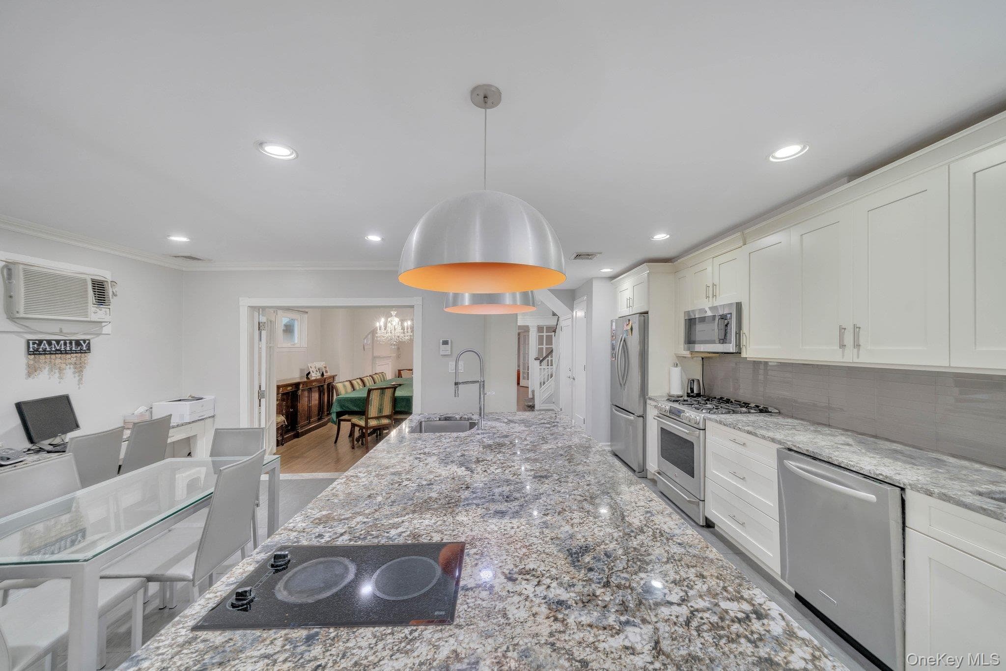122-05 Metropolitan Avenue thumbnail 26