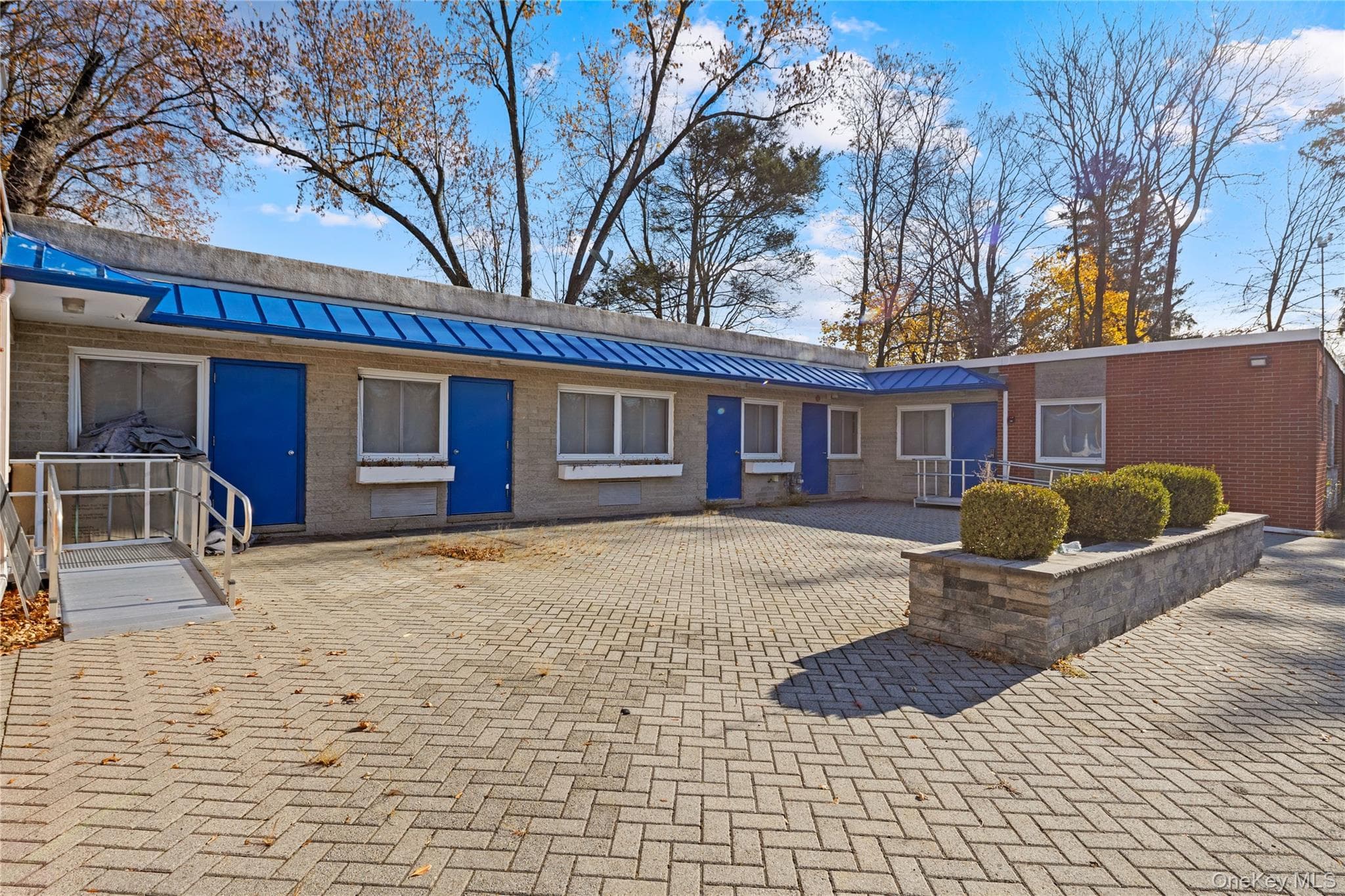 86 Maple Avenue thumbnail 6