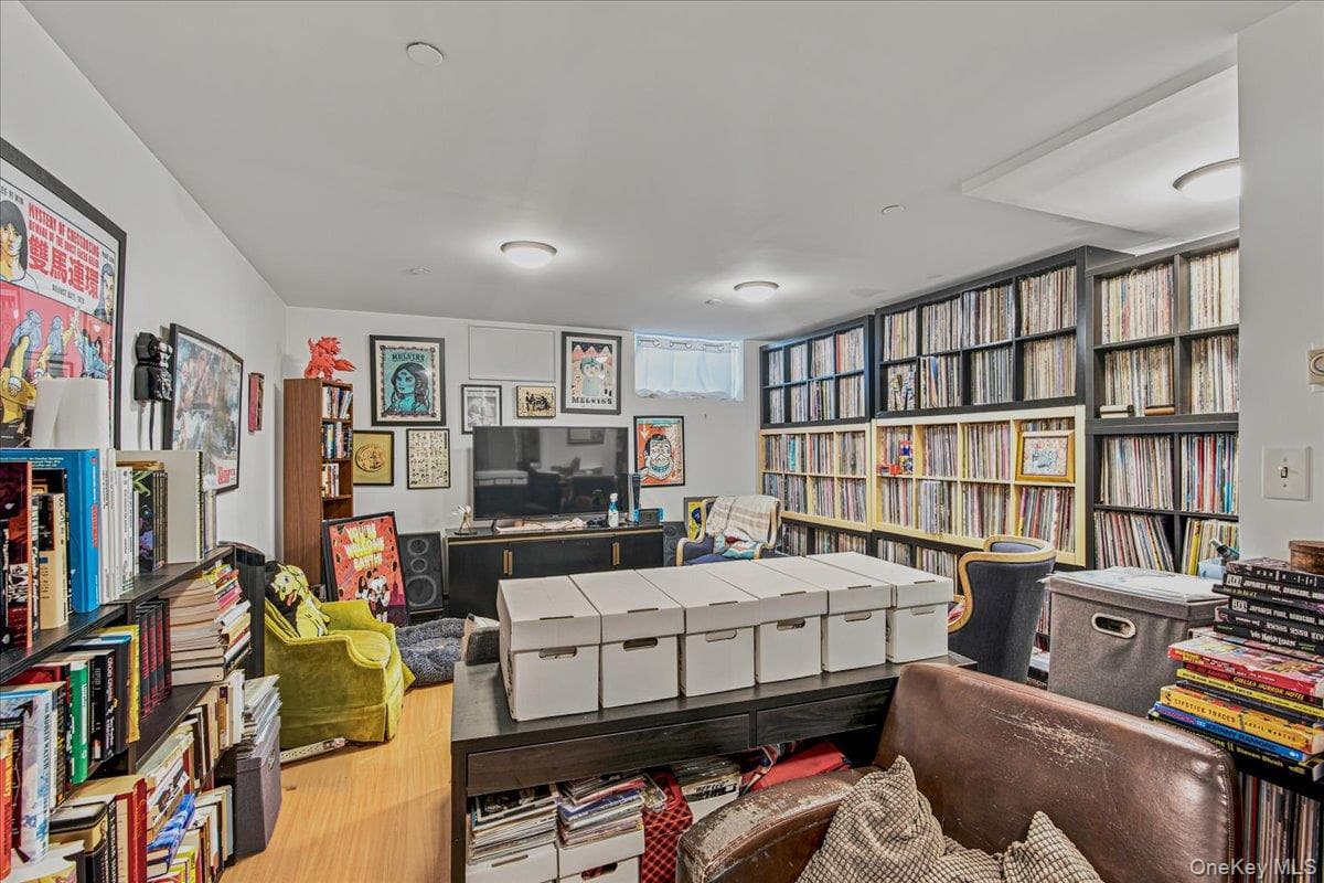 2231 62nd Street Unit: 1A thumbnail 11