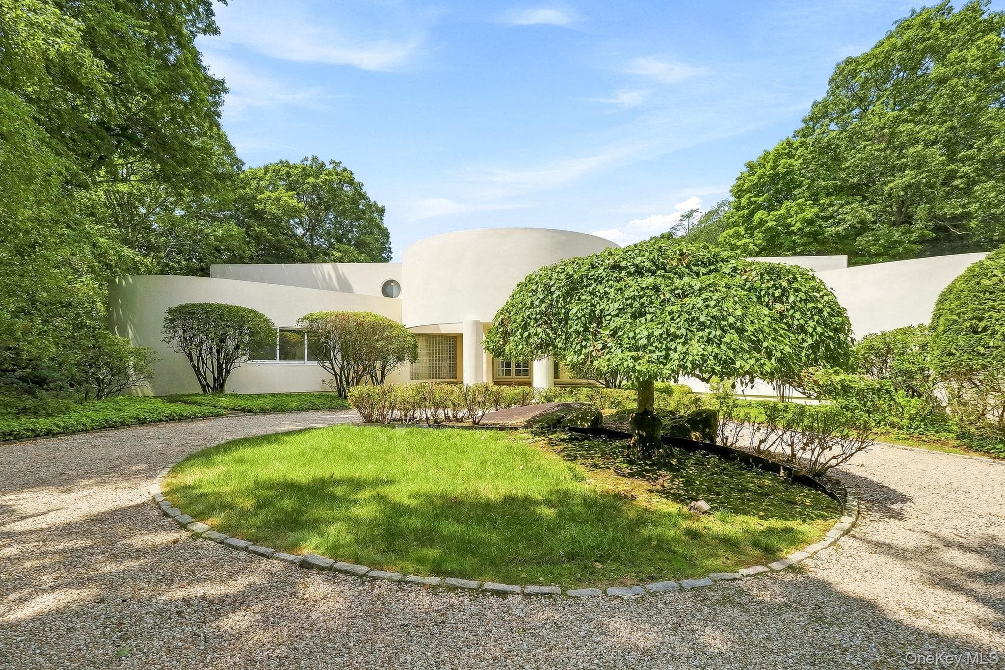 20 Bessel Lane photo 1