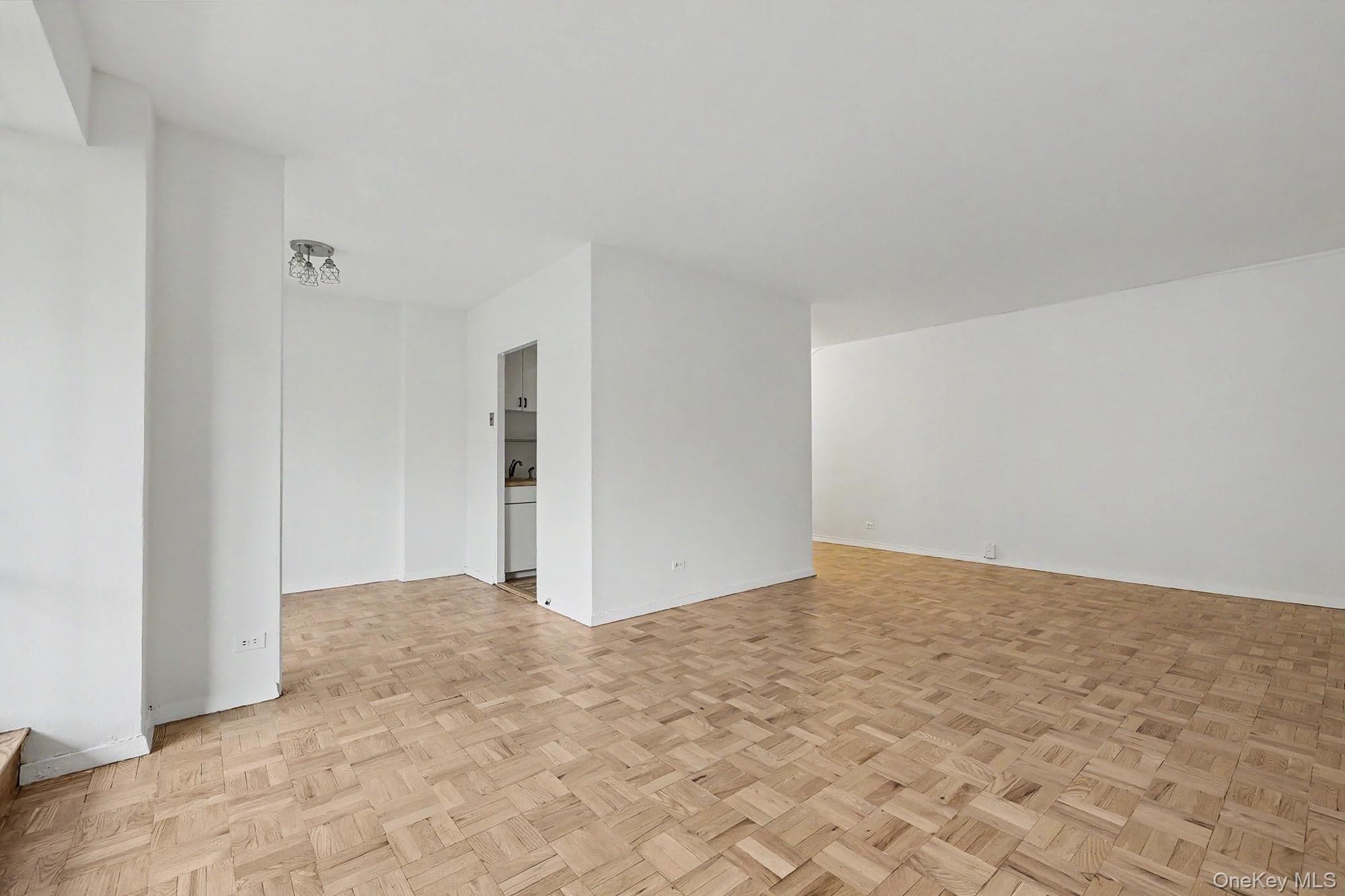 2727 Palisade Avenue Unit: 9B thumbnail 11