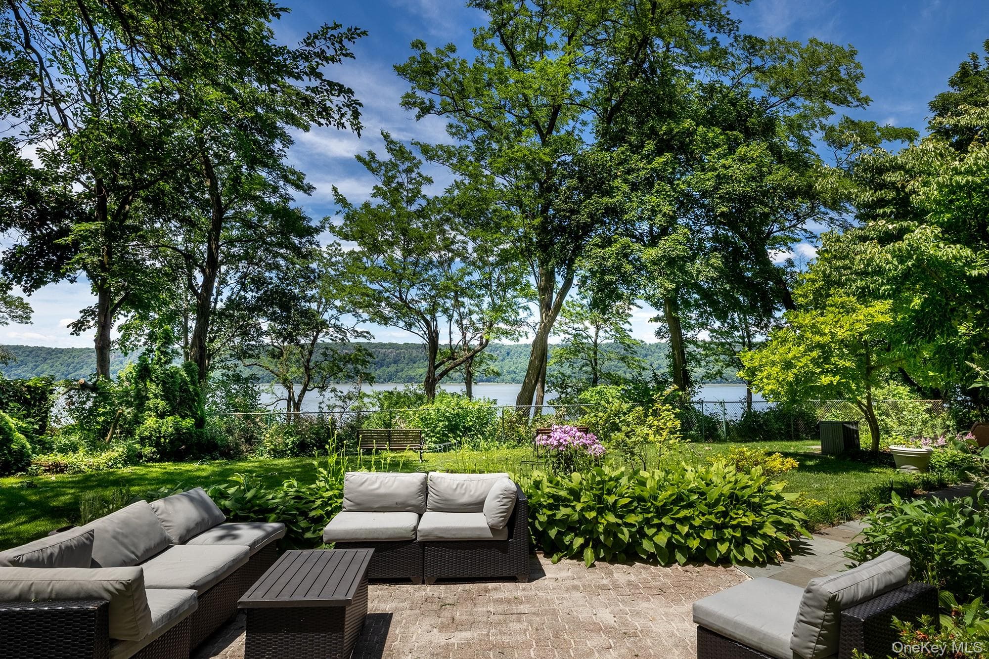 2727 Palisade Avenue Unit: 9B thumbnail 8