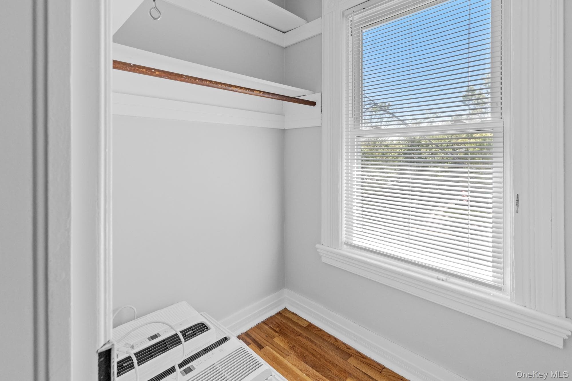 1220 Youngs Avenue thumbnail 33
