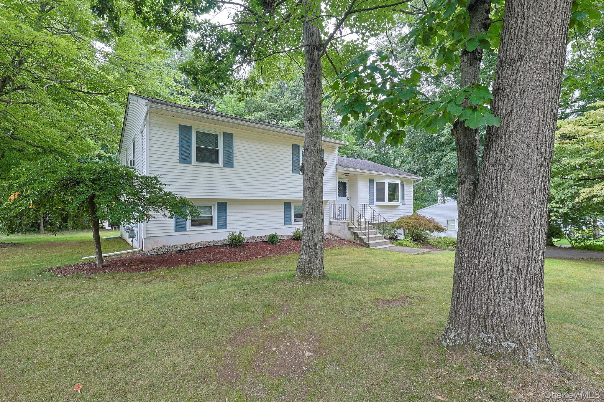 26 Rockwood Drive thumbnail 3