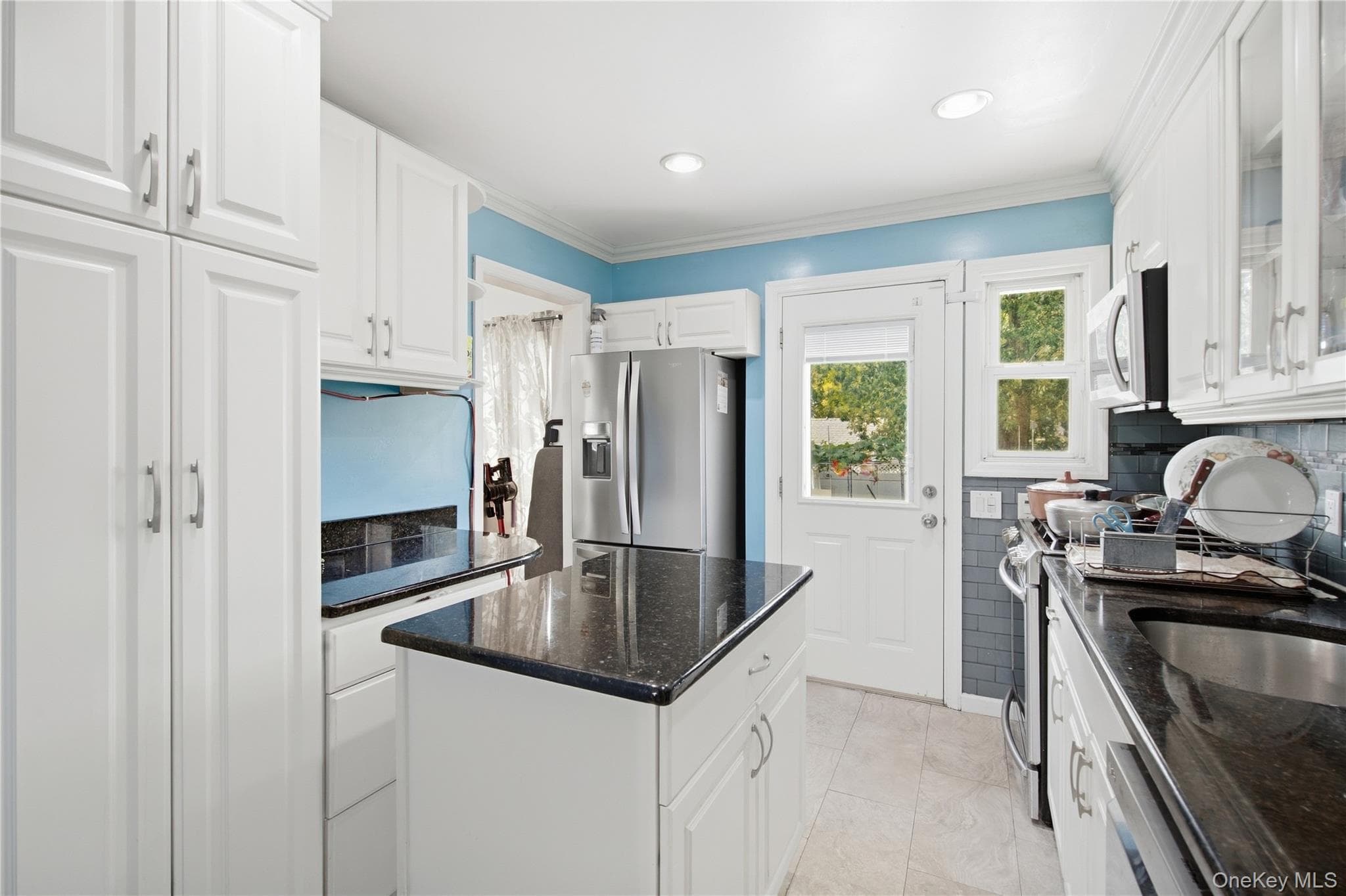 90 Clearstream Avenue thumbnail 13