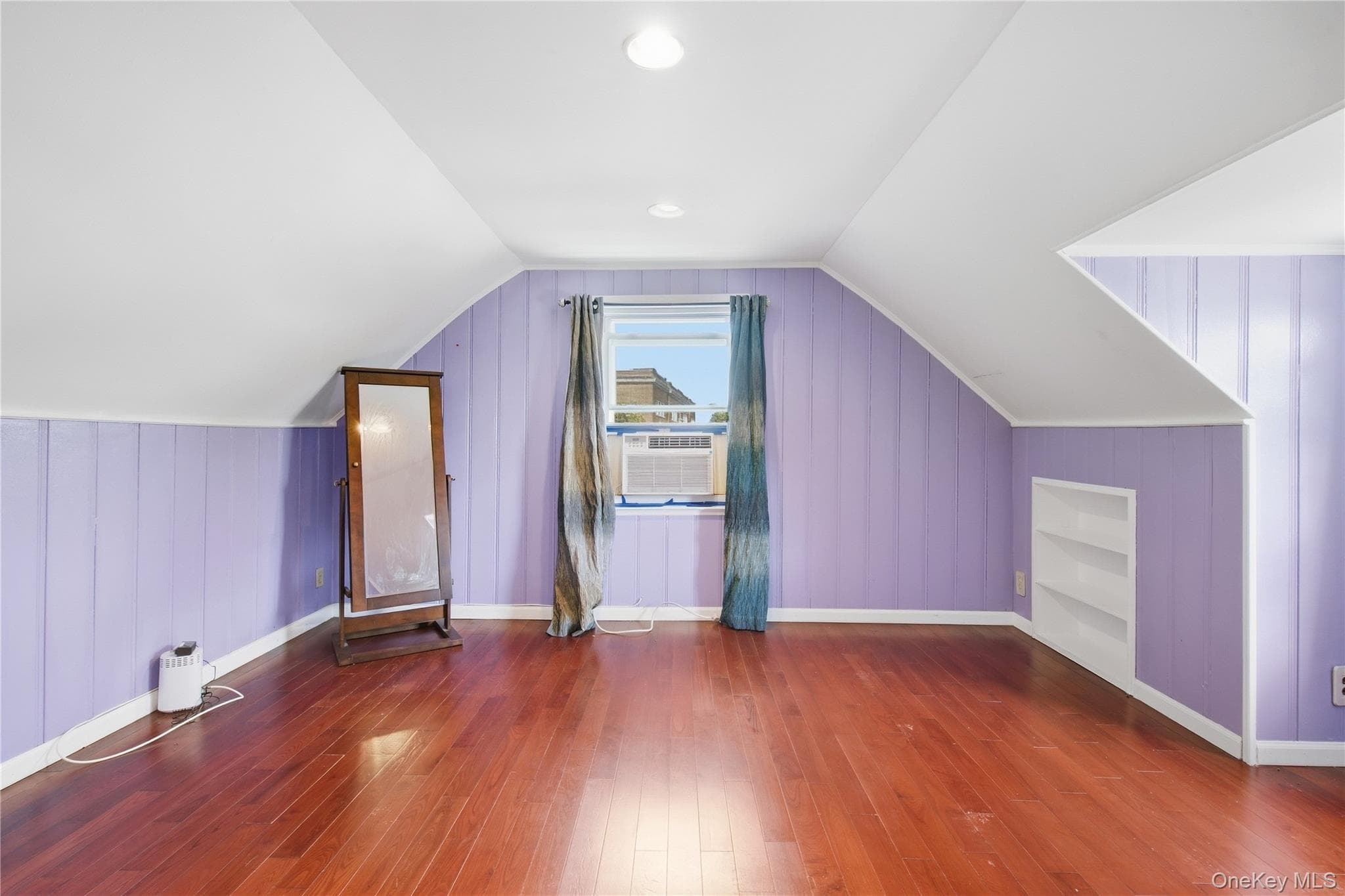 90 Clearstream Avenue thumbnail 22