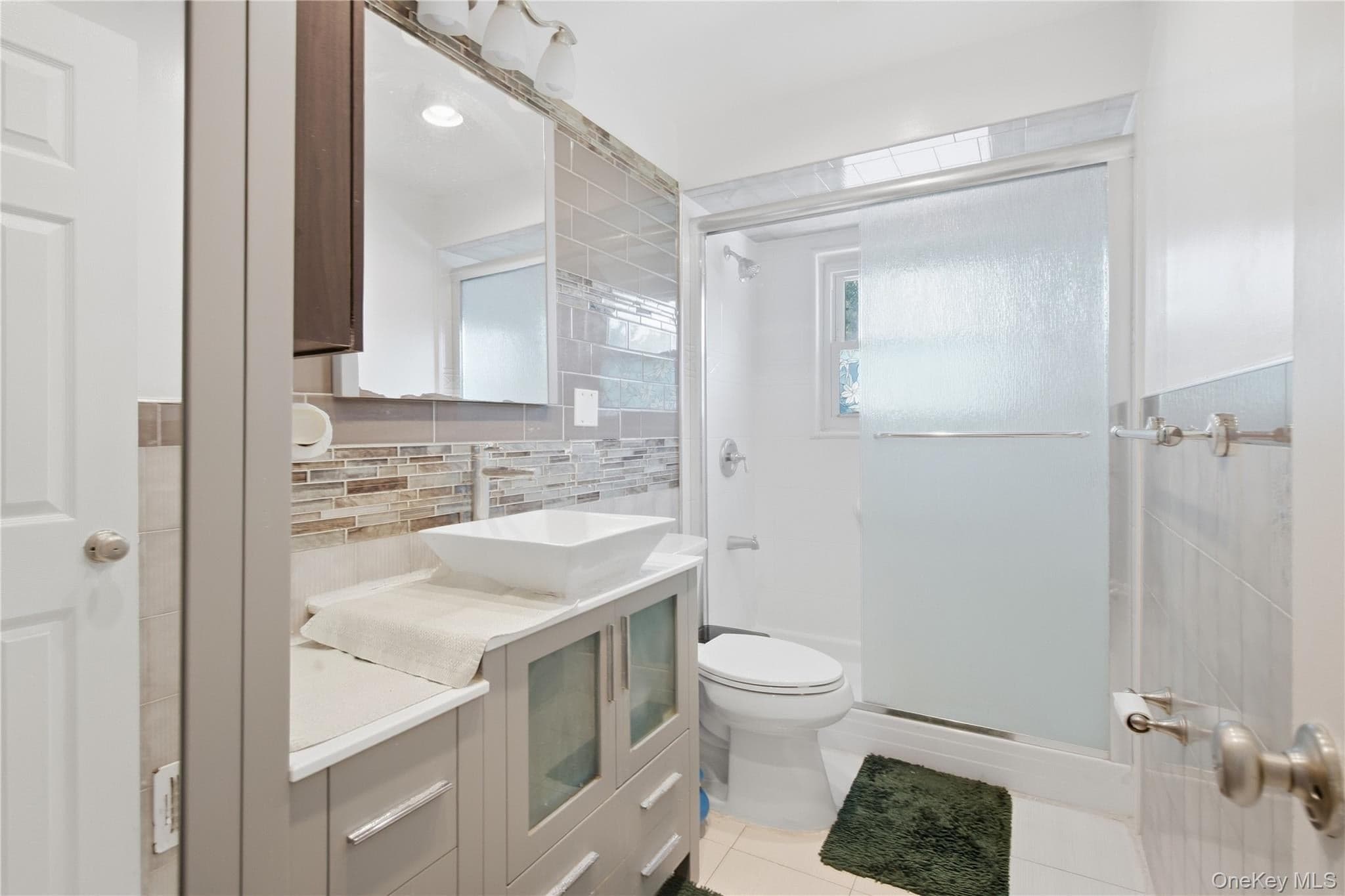 90 Clearstream Avenue thumbnail 14