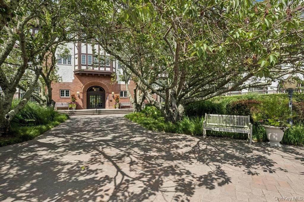 236 Edgemere Street Unit: 127 thumbnail 21