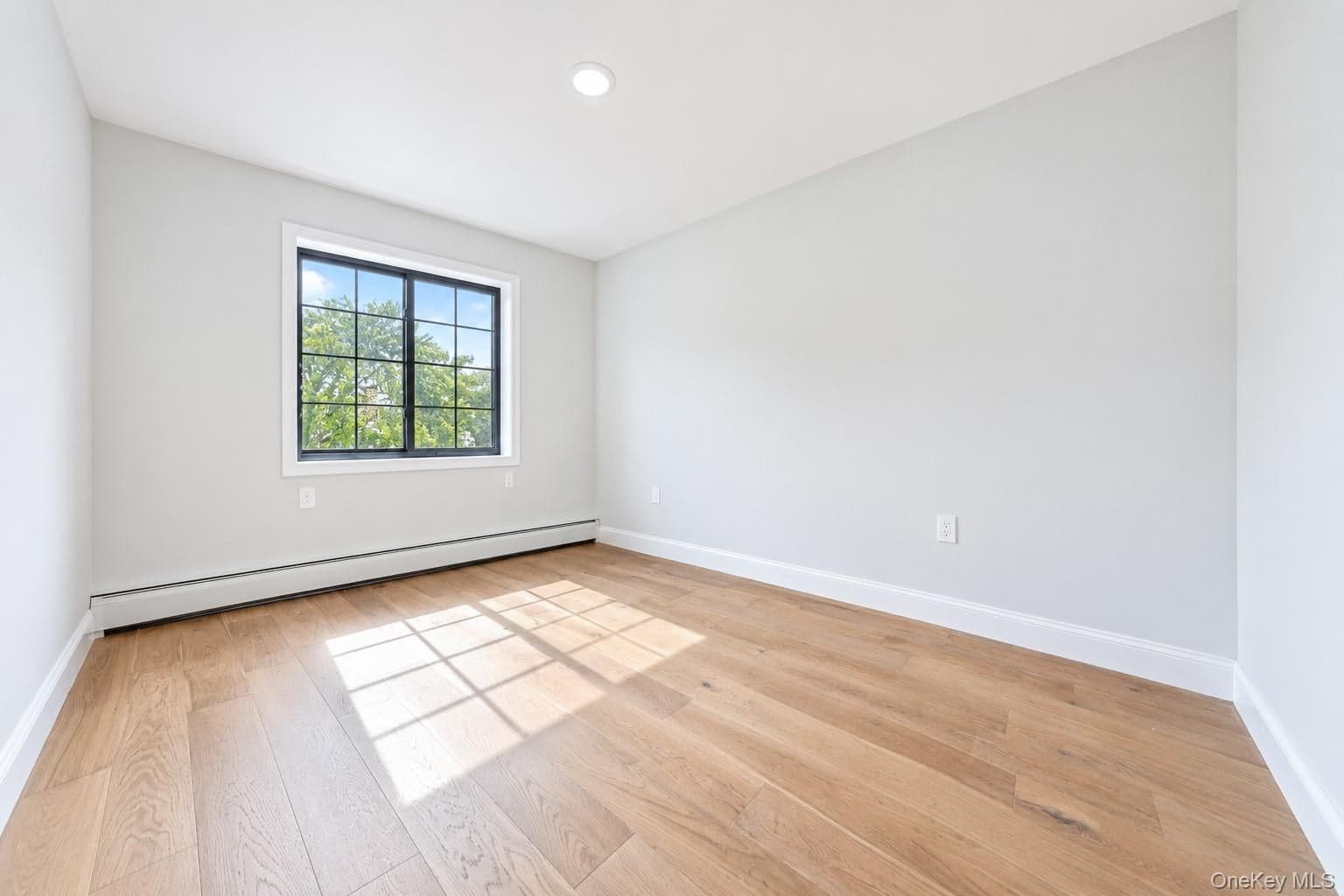 1111 Shore Parkway thumbnail 21