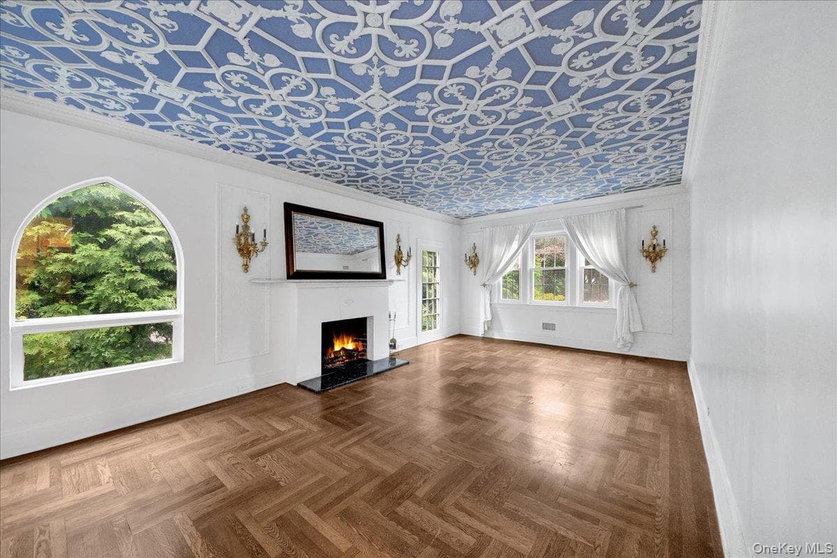 32 Deerfield Avenue thumbnail 11