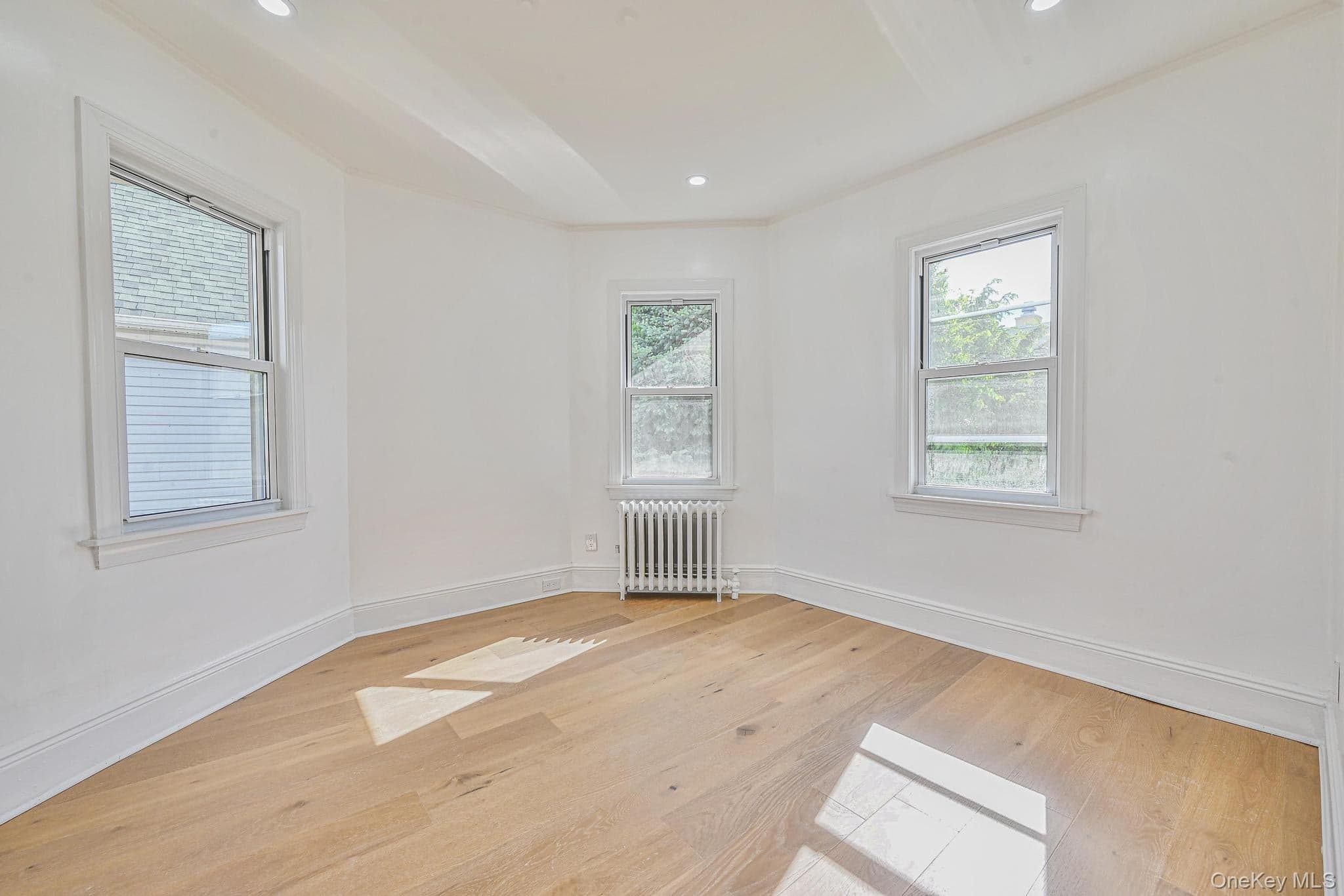 108 N Forest Avenue thumbnail 14