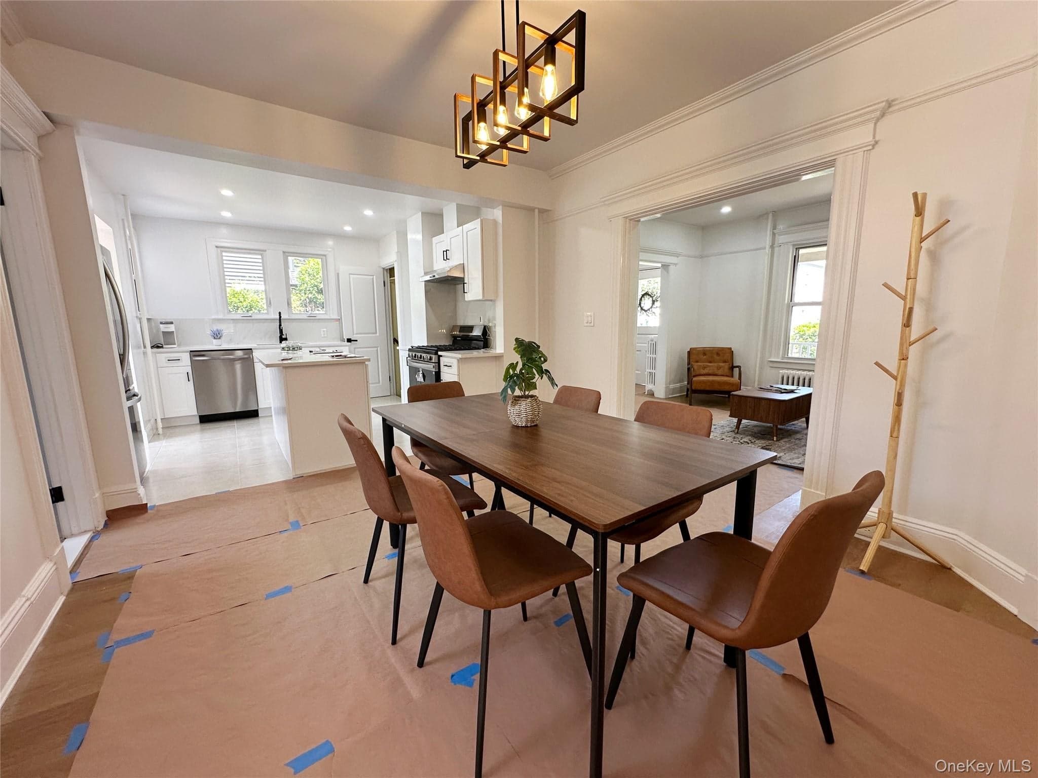 108 N Forest Avenue thumbnail 10