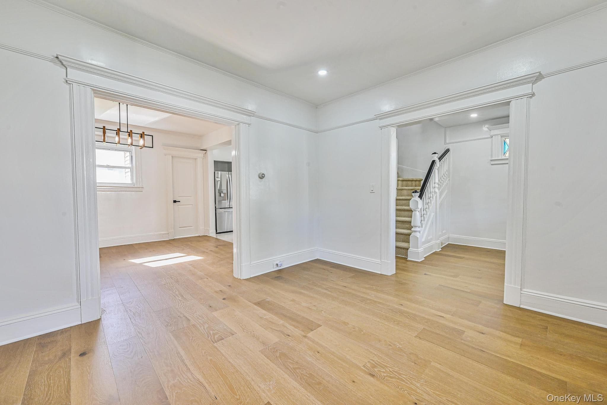 108 N Forest Avenue thumbnail 5