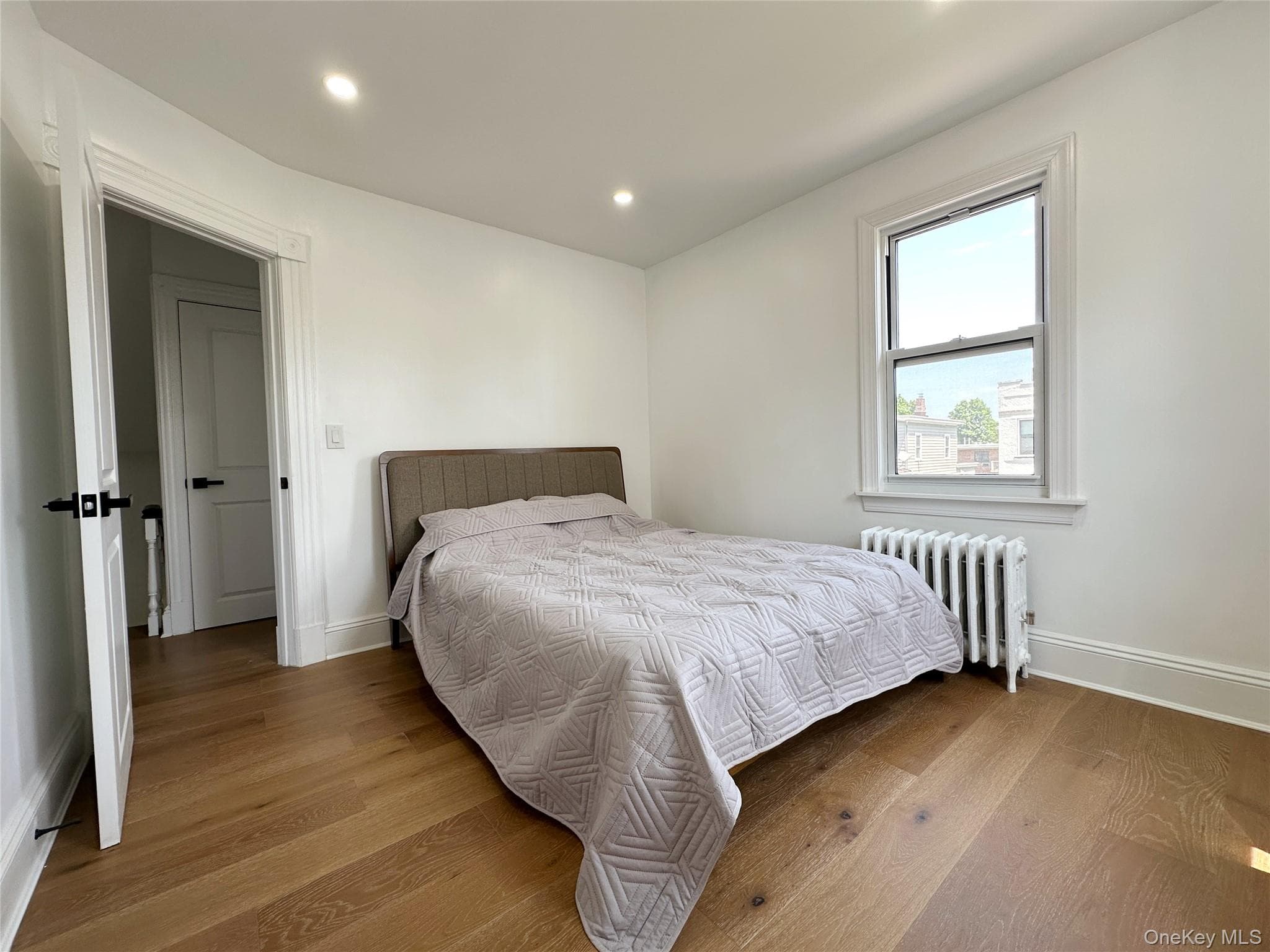 108 N Forest Avenue thumbnail 18