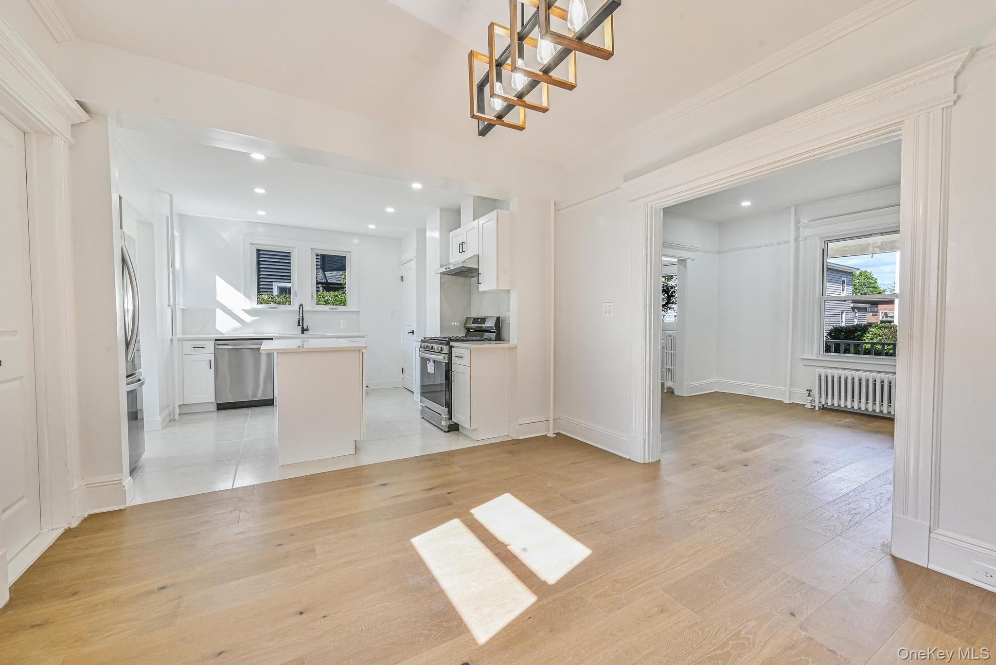 108 N Forest Avenue thumbnail 9