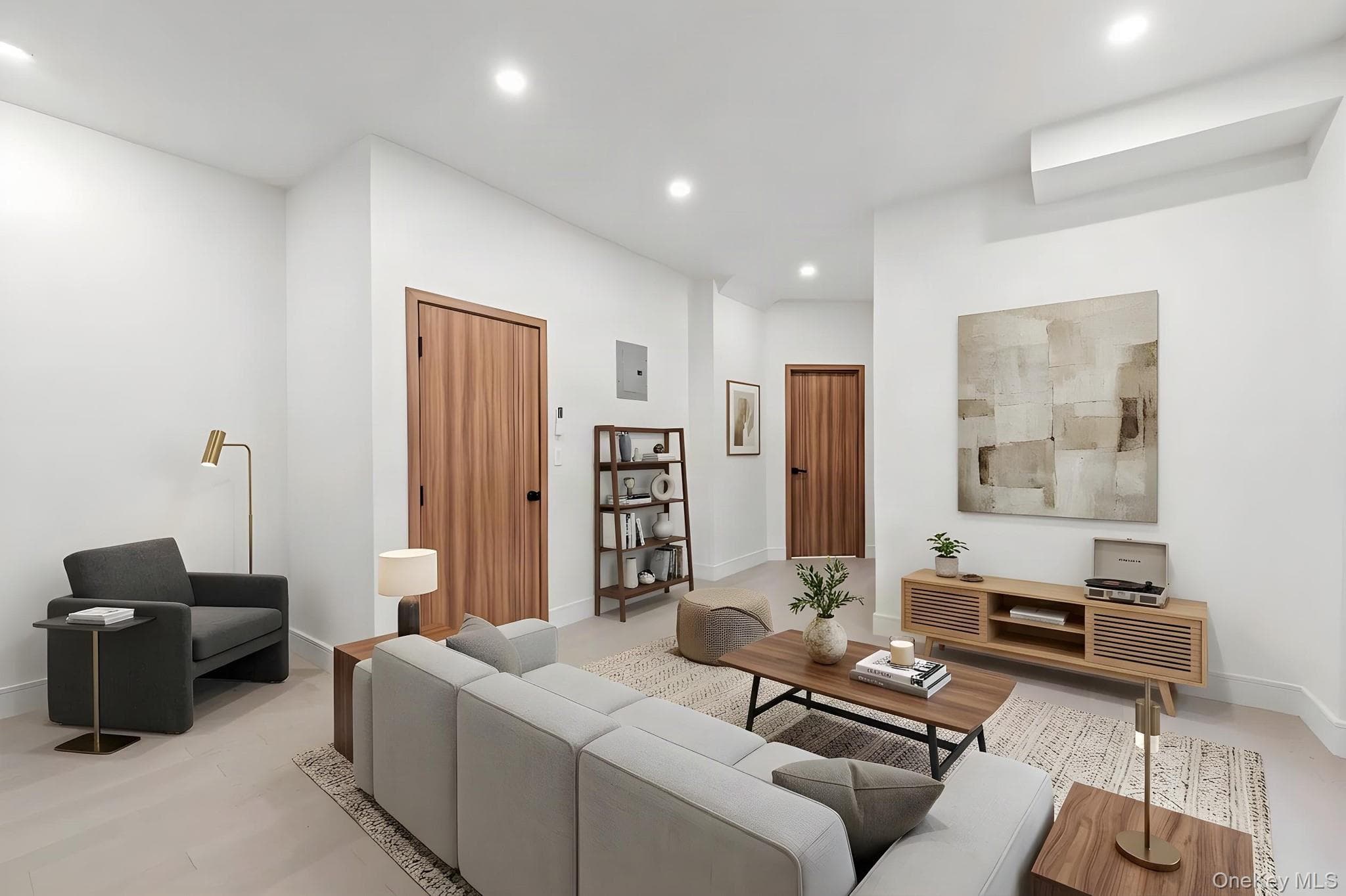 1024 E 226th Street thumbnail 4