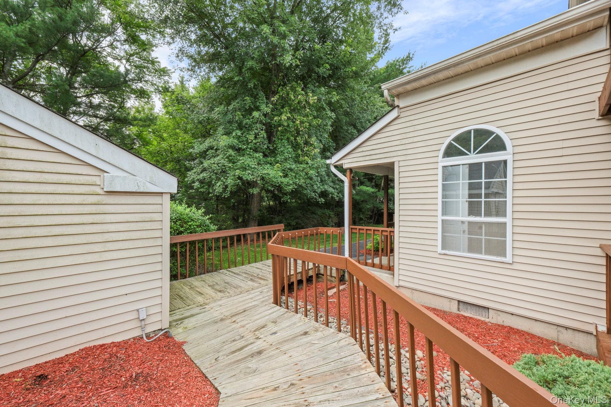308 Magnolia Court thumbnail 25