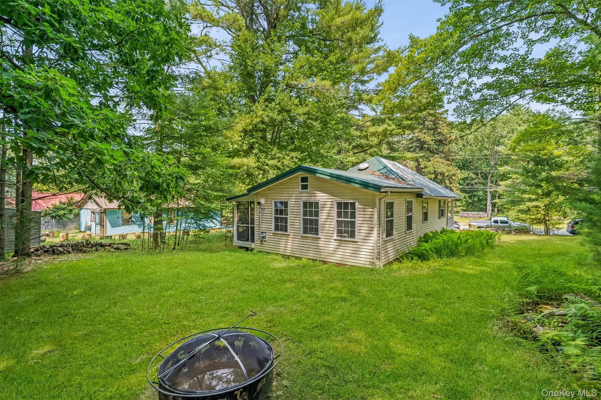 223 Yulan-barryville Road thumbnail 30