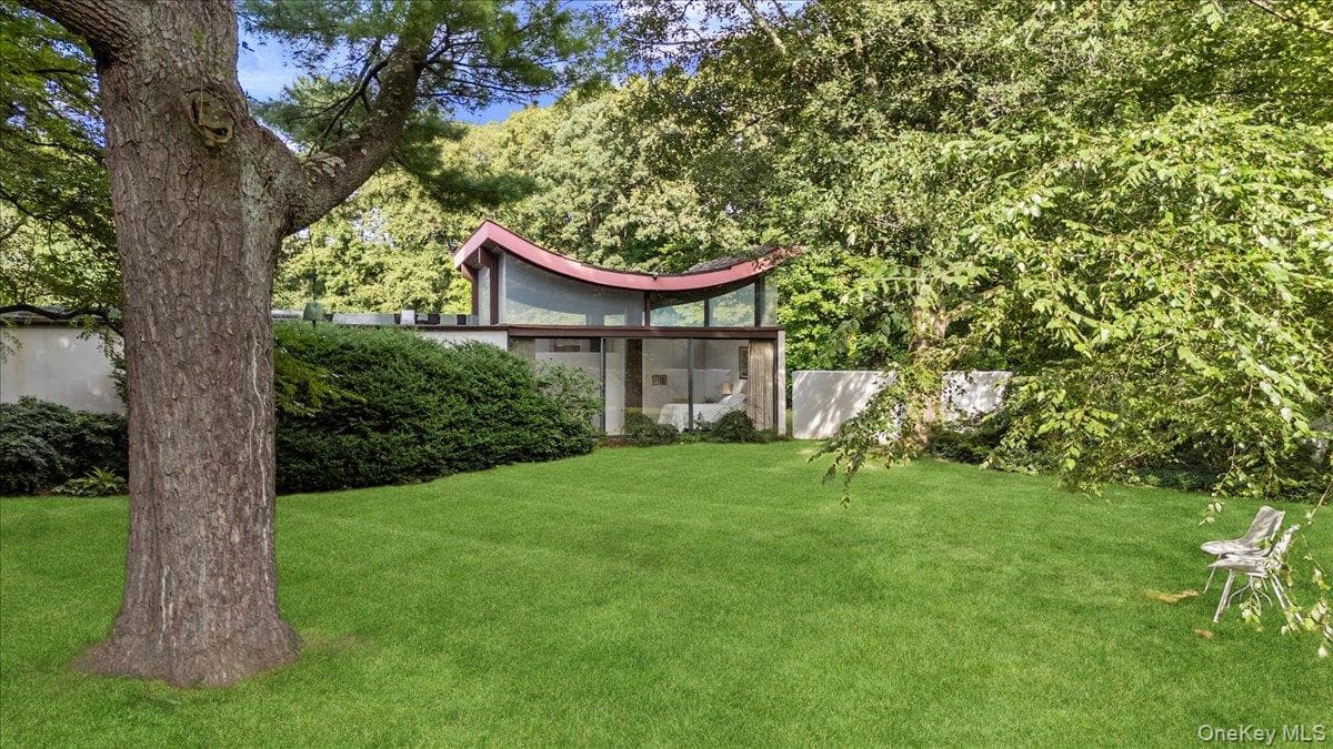347 Duck Pond Road thumbnail 38