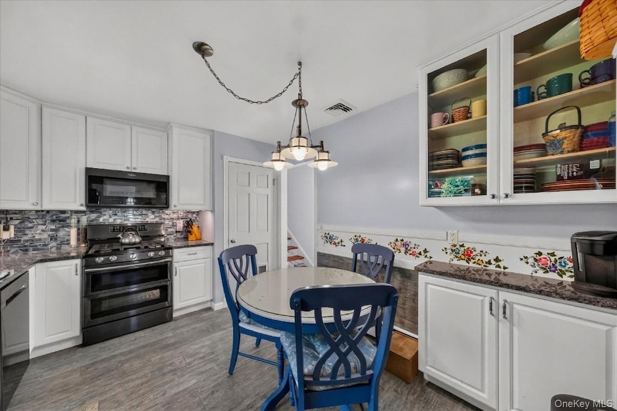 17 N Jackson Drive thumbnail 15