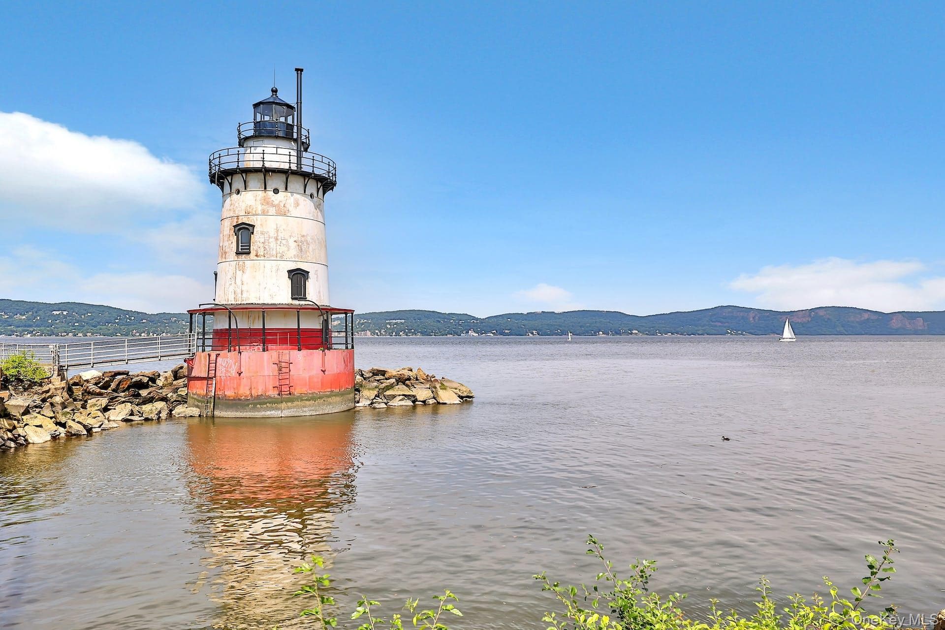 323 Palisades Boulevard thumbnail 37
