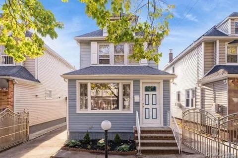 10930 142nd Street photo 1