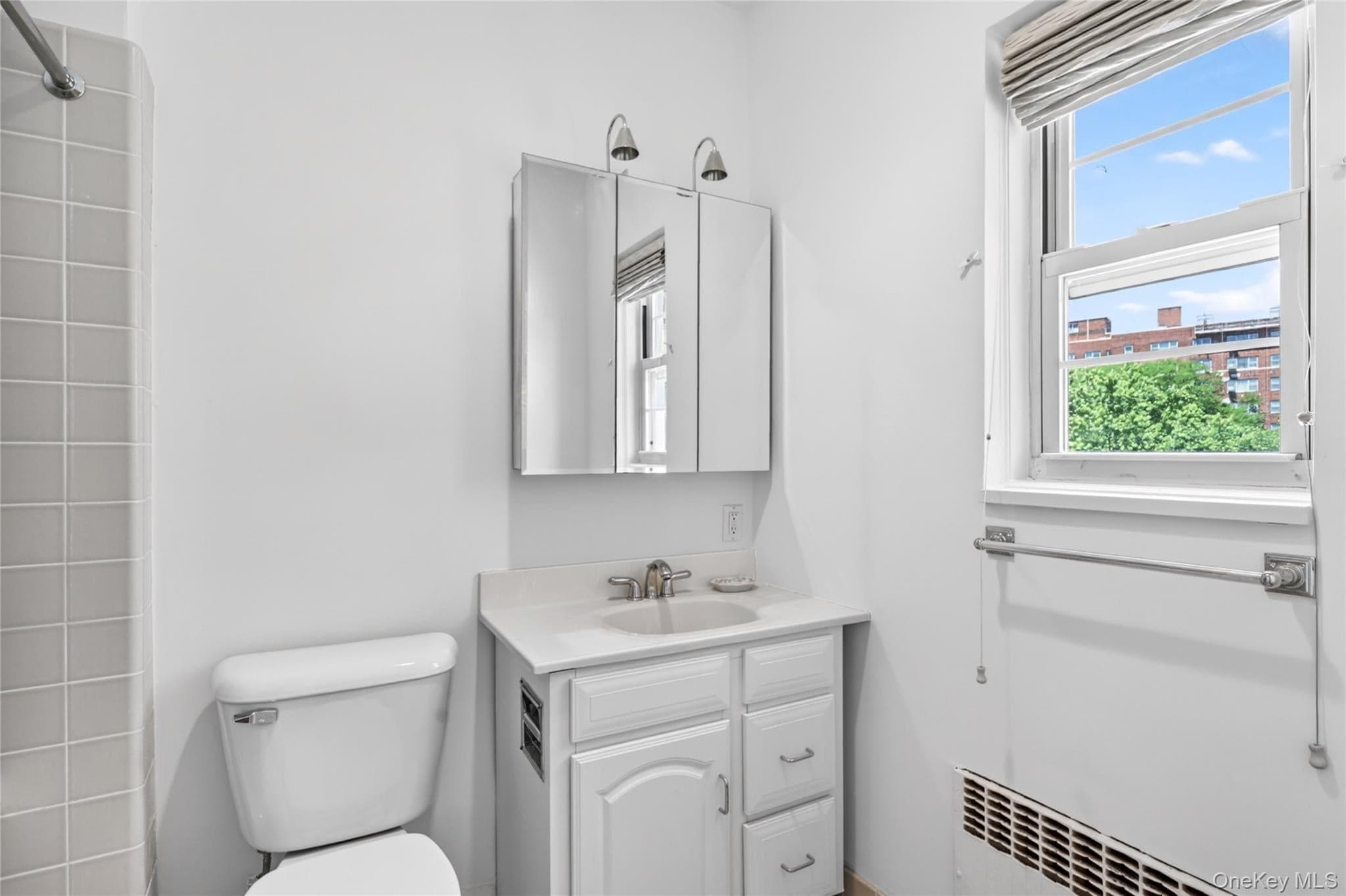 10 Brooklands Cir Unit: 5H thumbnail 23