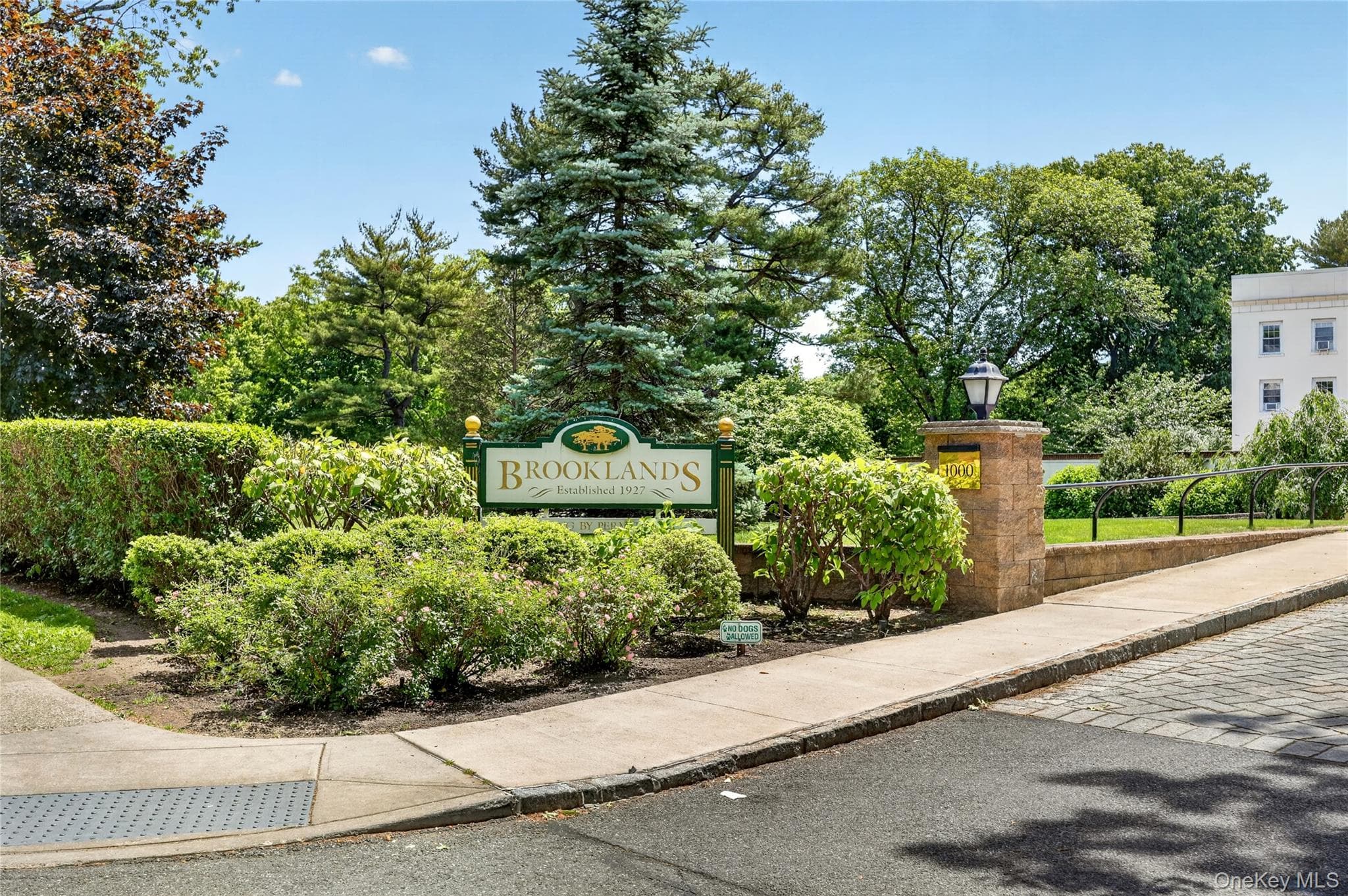 10 Brooklands Cir Unit: 5H thumbnail 31