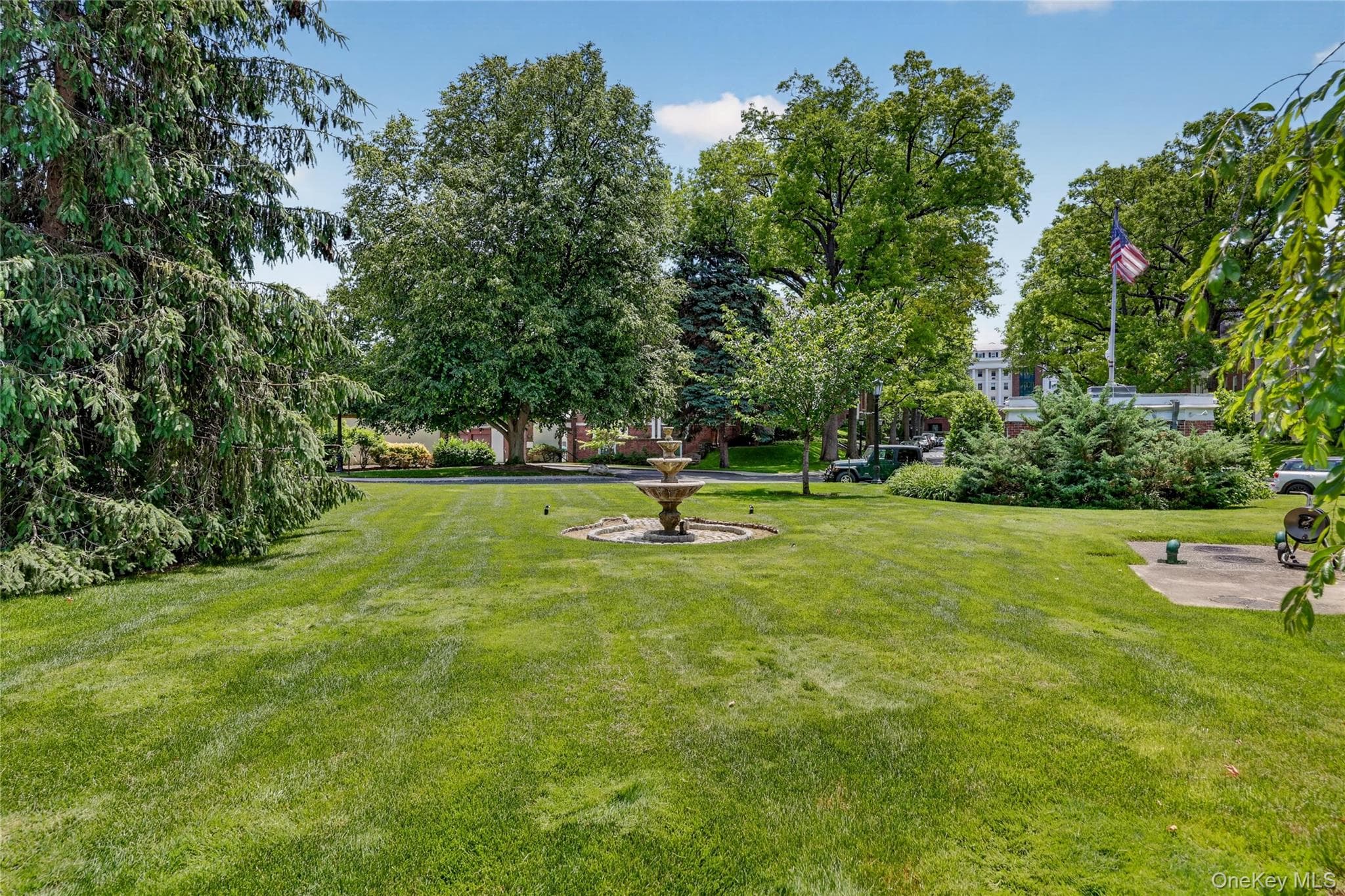 10 Brooklands Cir Unit: 5H thumbnail 30
