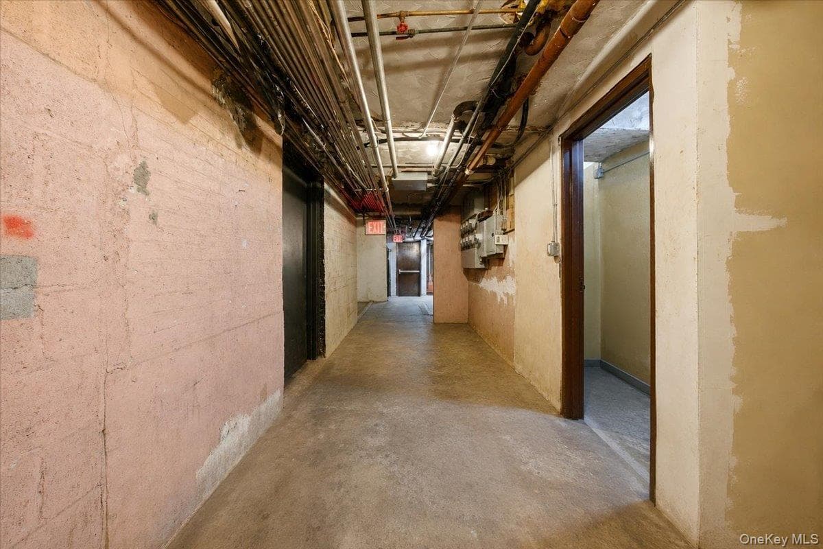536 E 138th Street Unit: 8 thumbnail 38