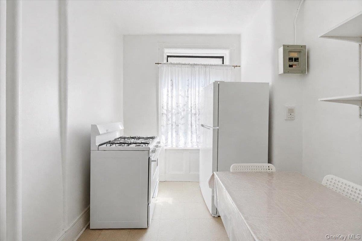 536 E 138th Street Unit: 8 thumbnail 20