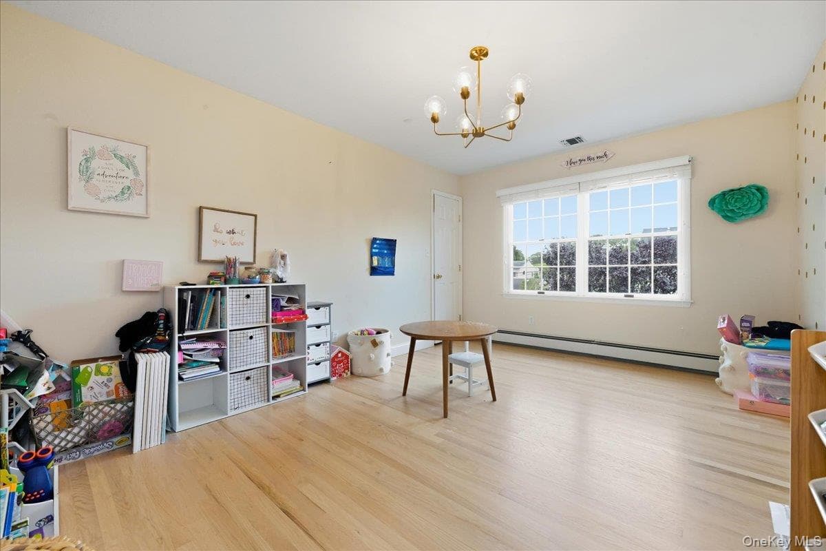 151 Monroe Street thumbnail 29