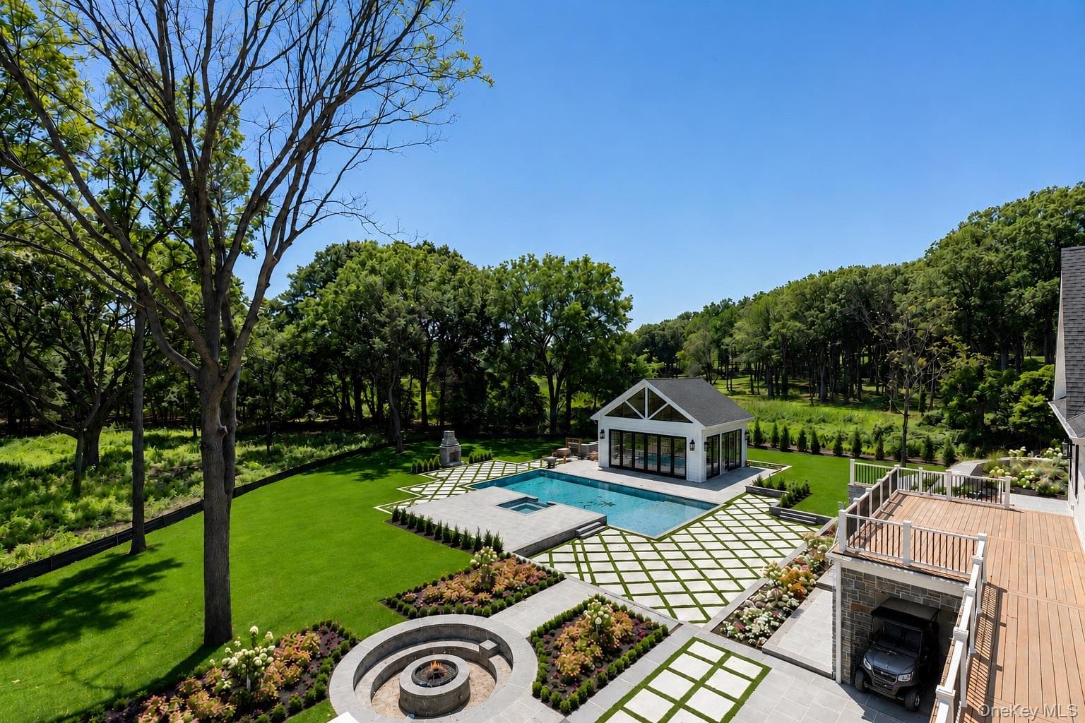 220 Beach Road thumbnail 4