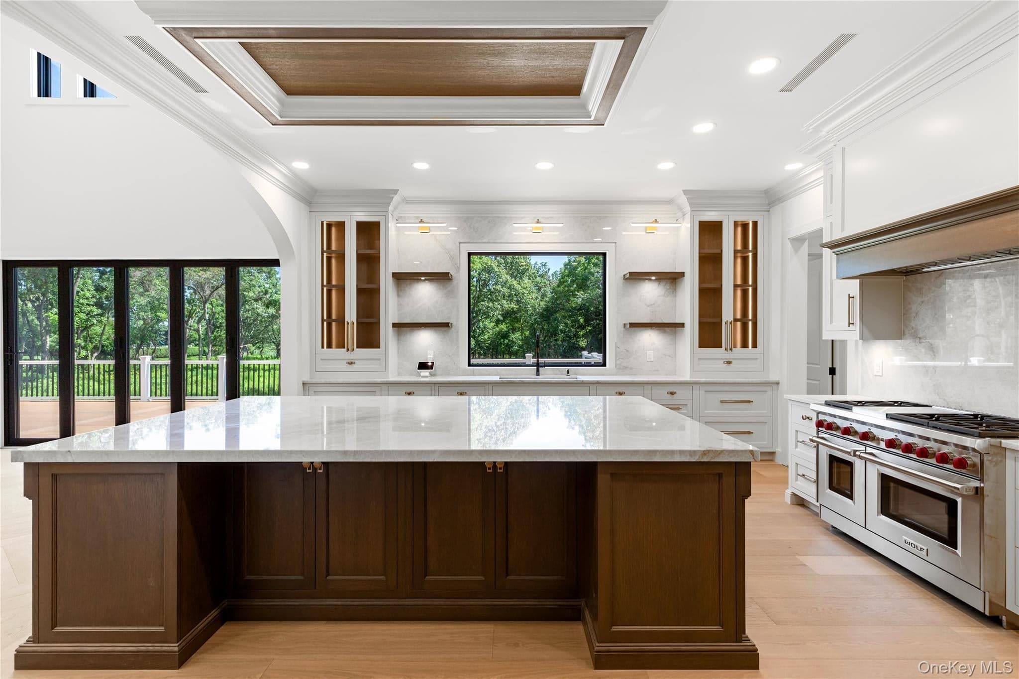 220 Beach Road thumbnail 16