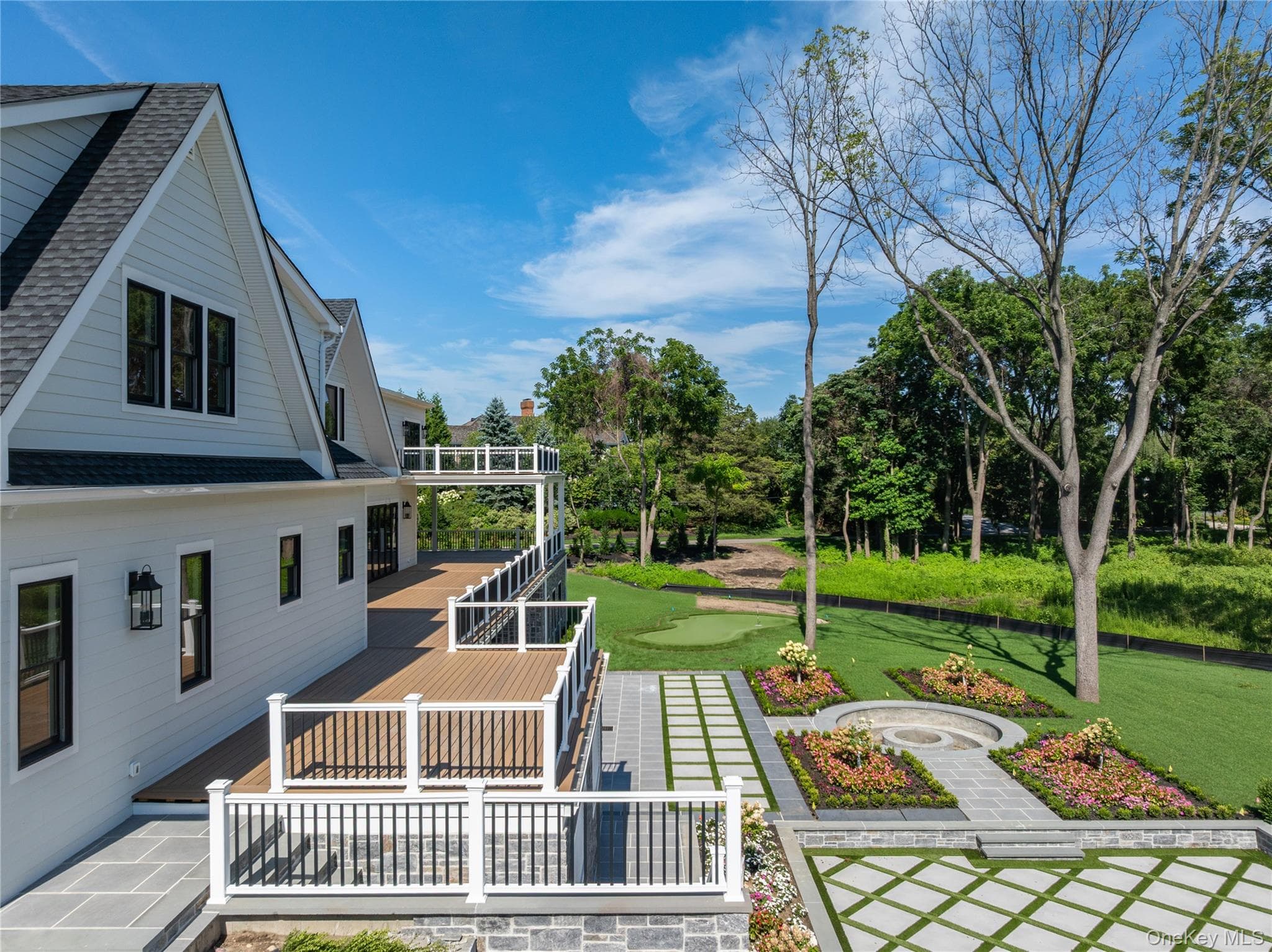 220 Beach Road thumbnail 34