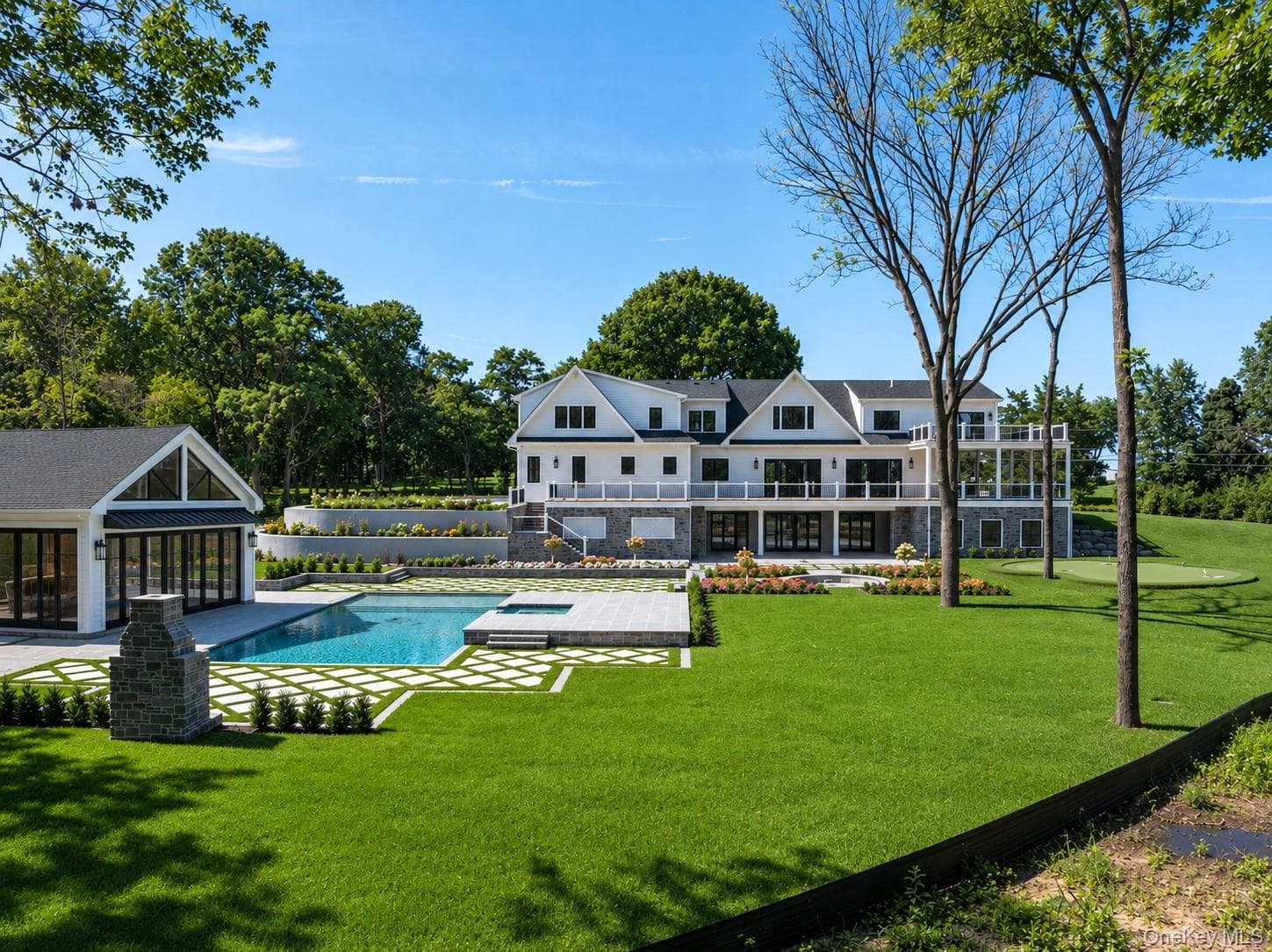 220 Beach Road thumbnail 29