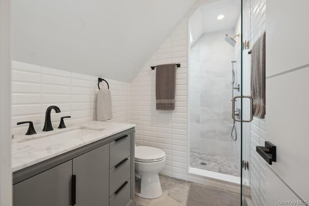 45 Ditch Plains Road thumbnail 14