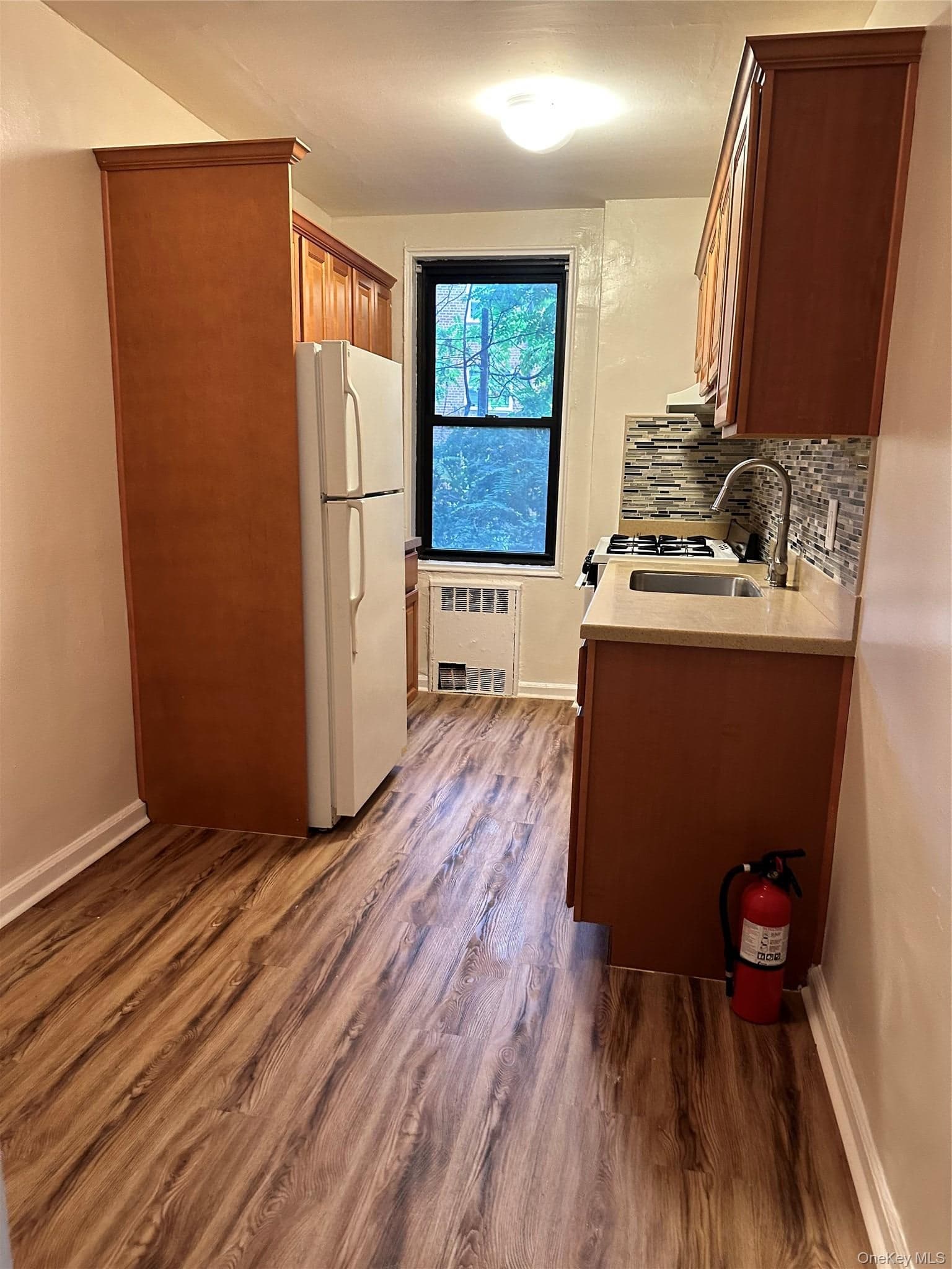 150-25 72 Road Unit: 1J thumbnail 11