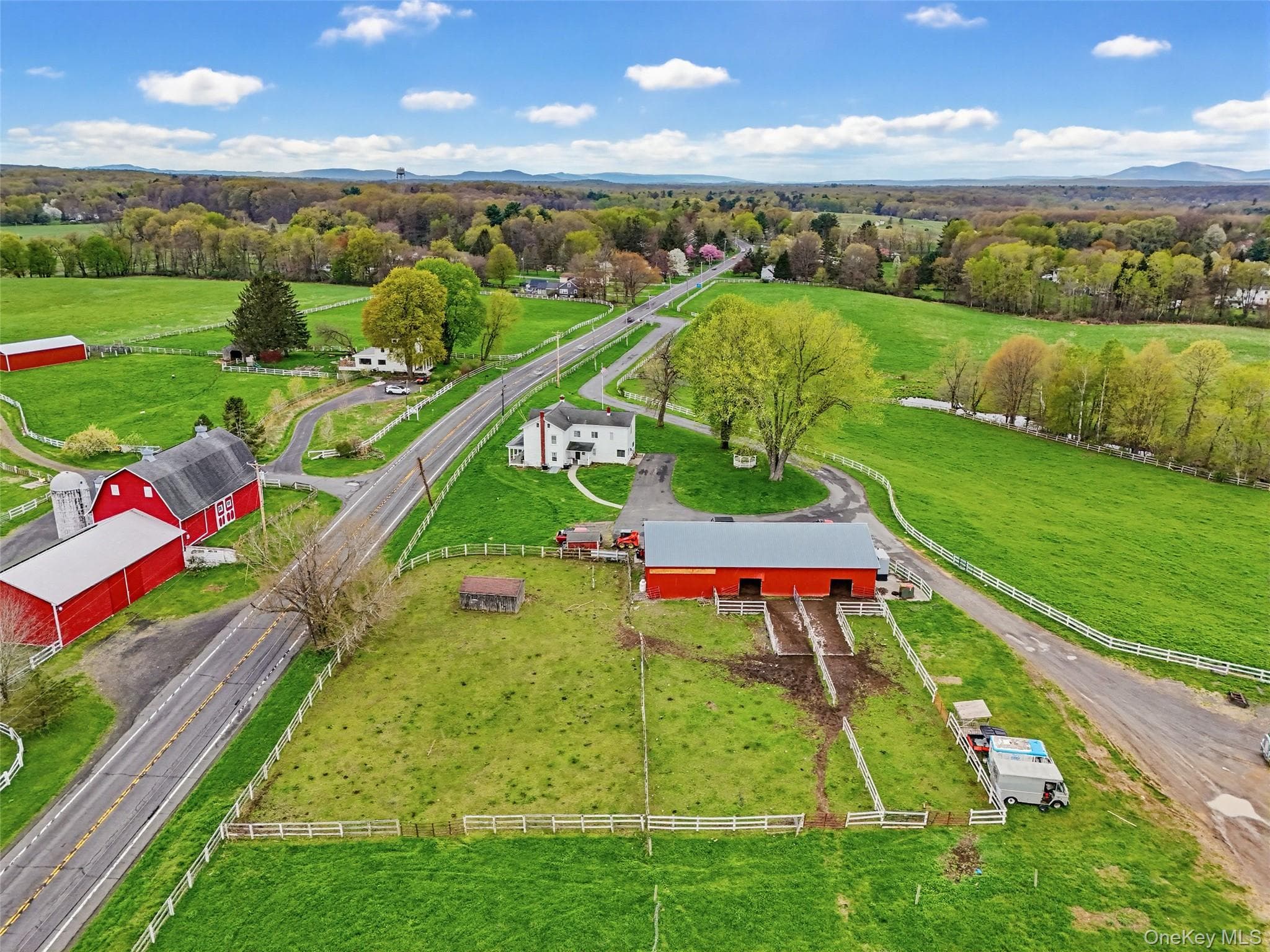 7775 Albany Post Road thumbnail 4