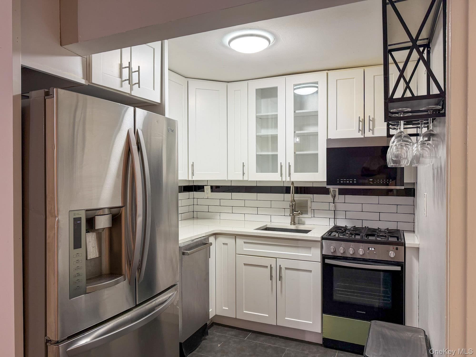 222 Smith ST Unit: 3B thumbnail 14