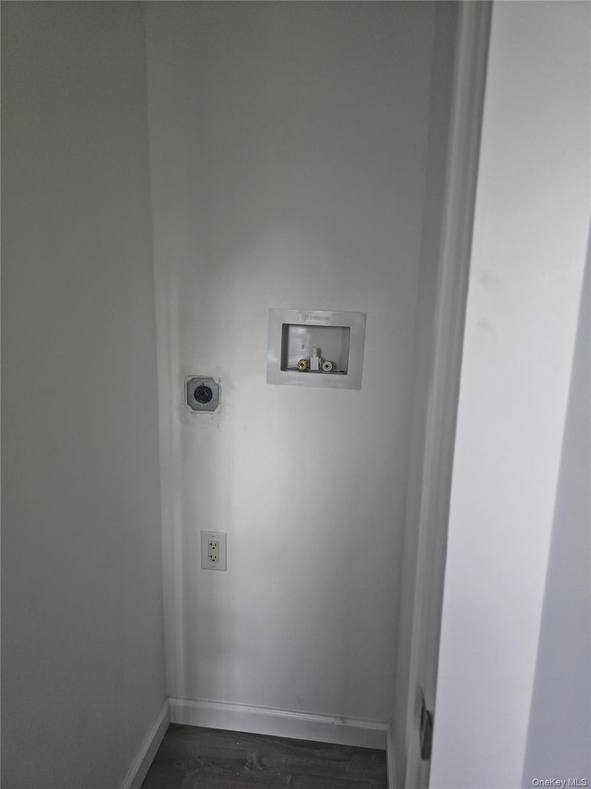 17 Bayport Road thumbnail 3
