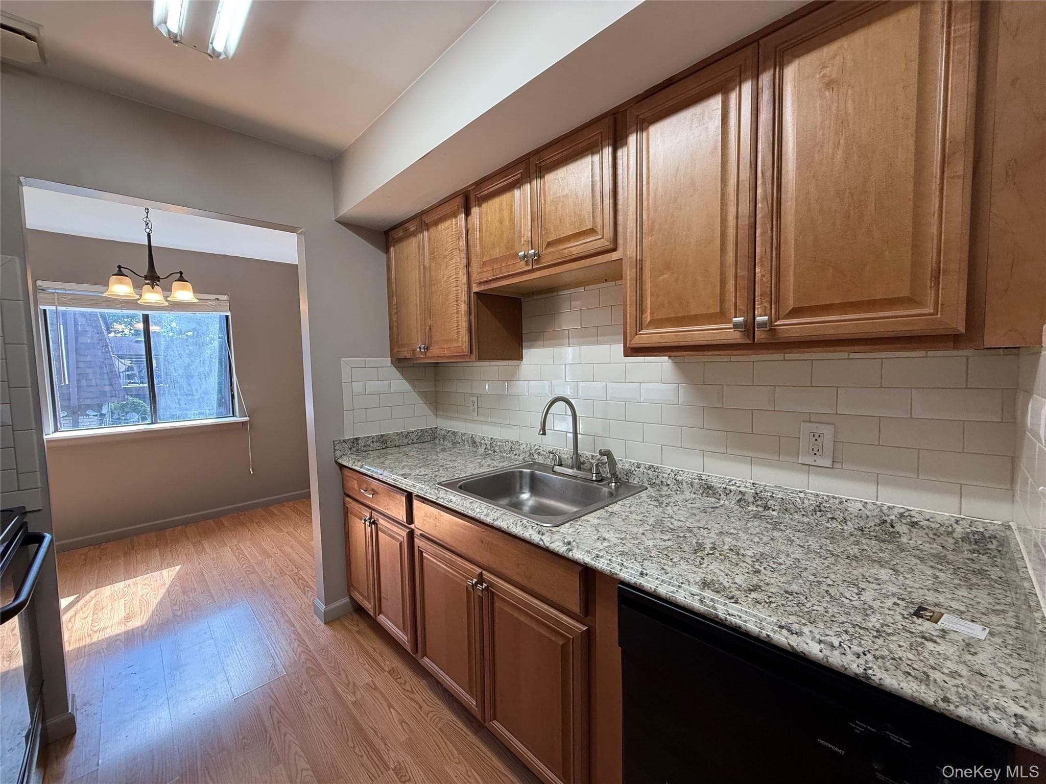 616 Cherry Hill Drive thumbnail 6