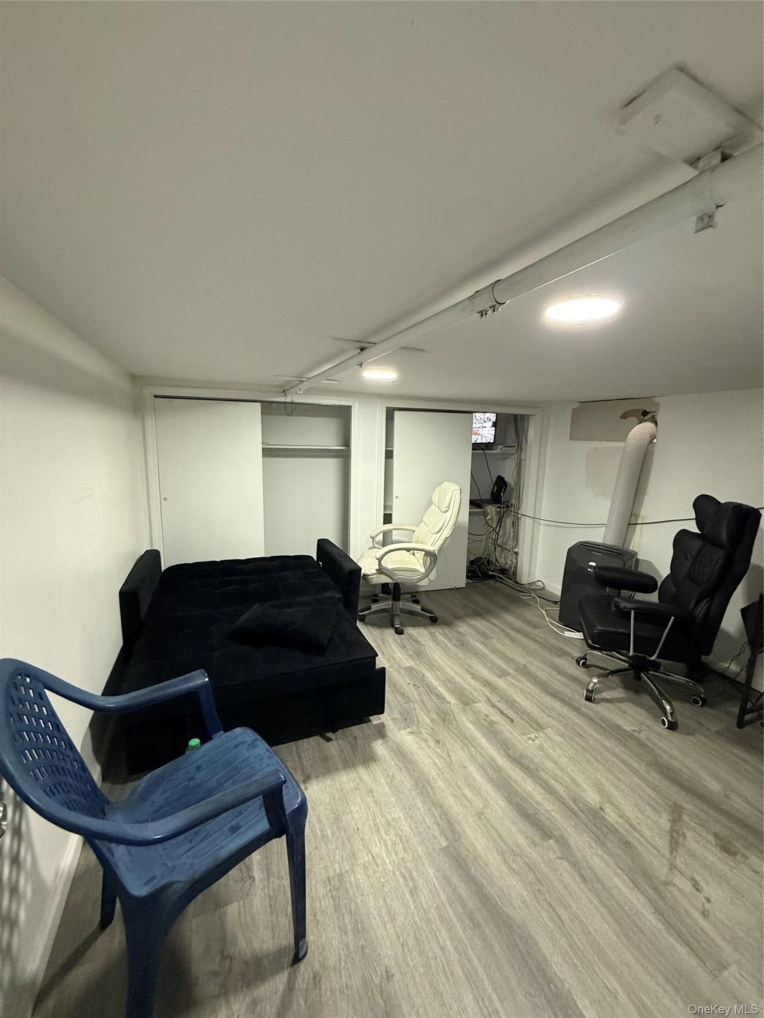 18204 Liberty Avenue thumbnail 8