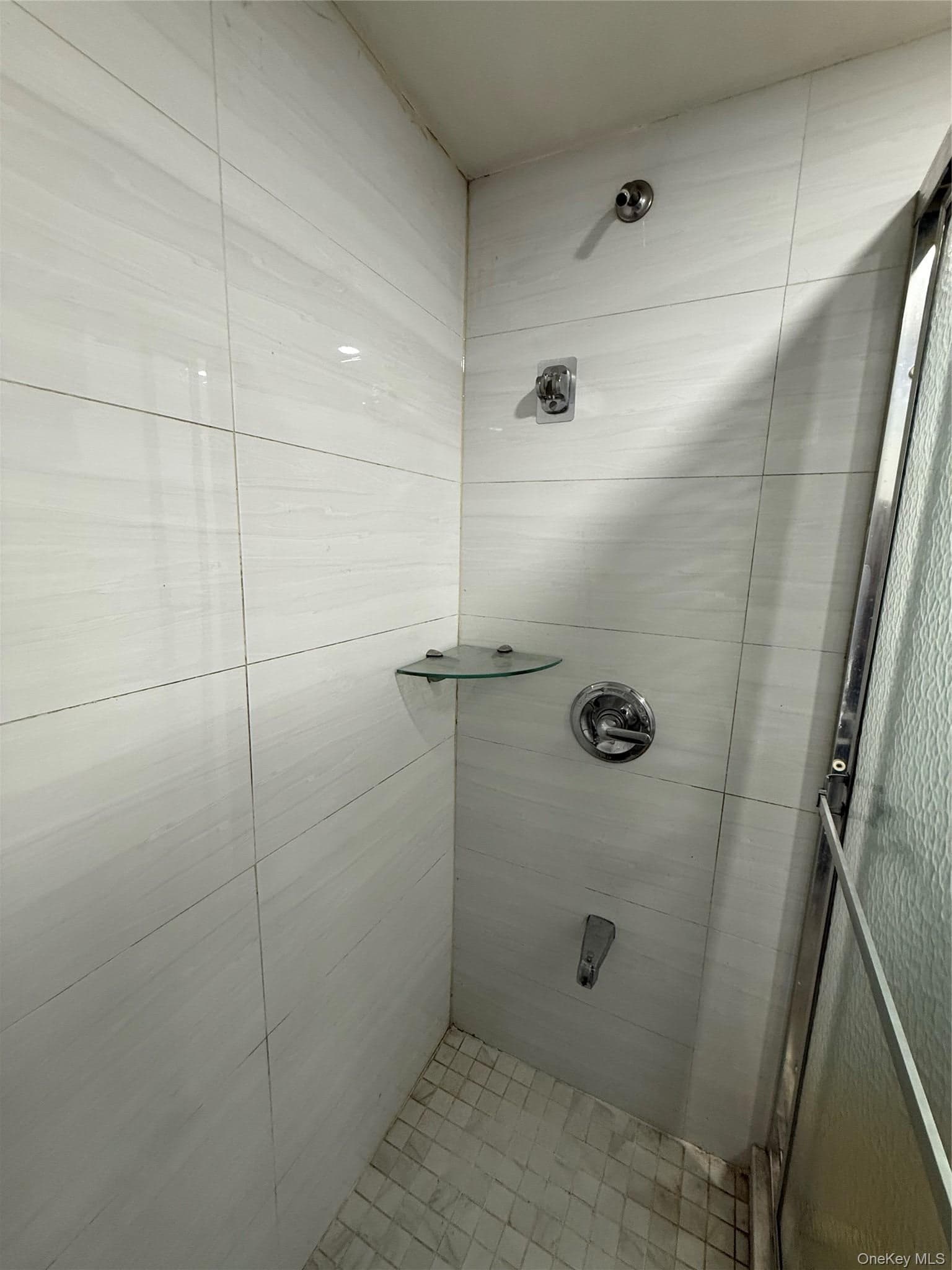 18204 Liberty Avenue thumbnail 12