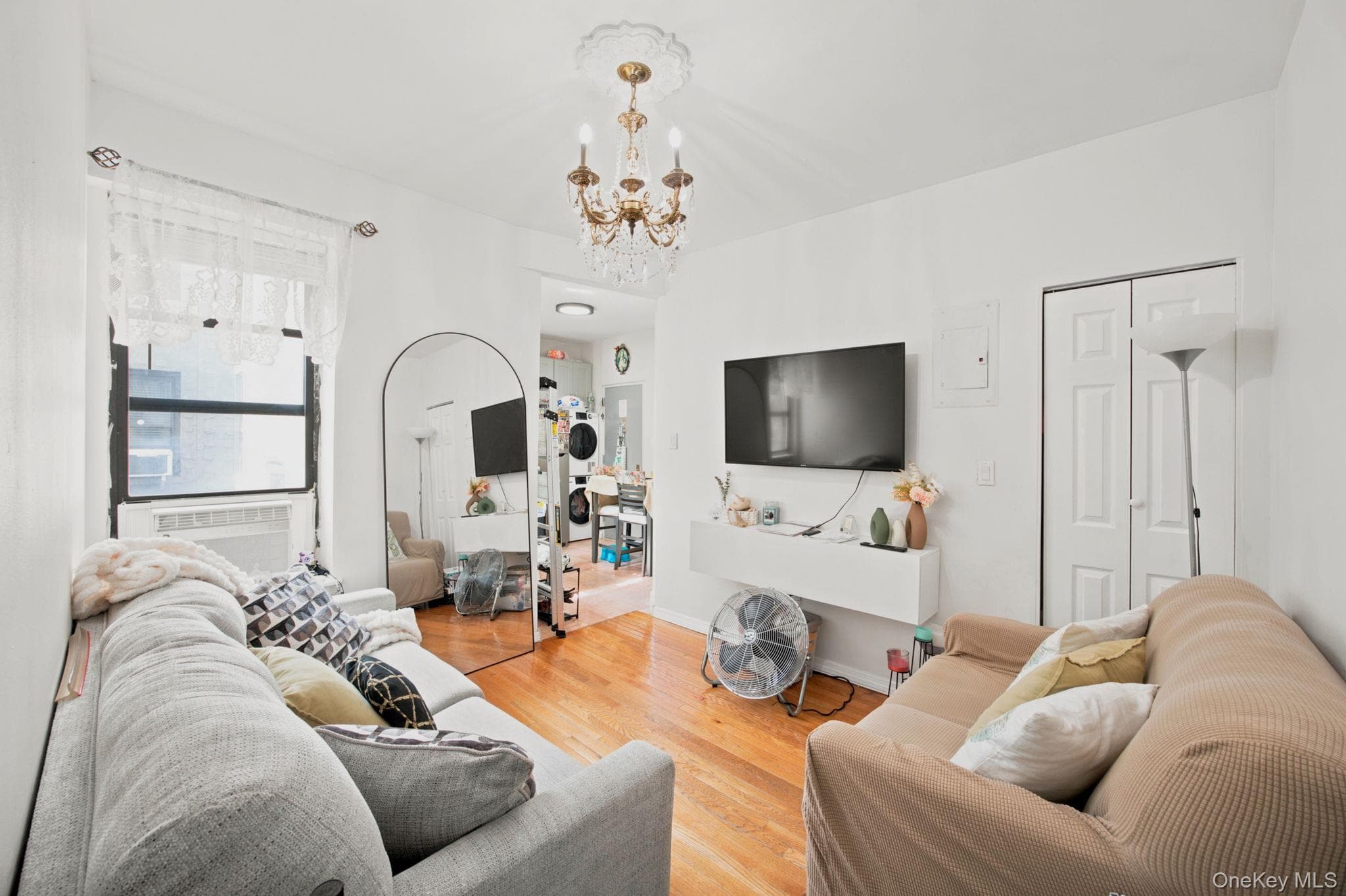350 S 4th Street Unit: 4F, Brooklyn