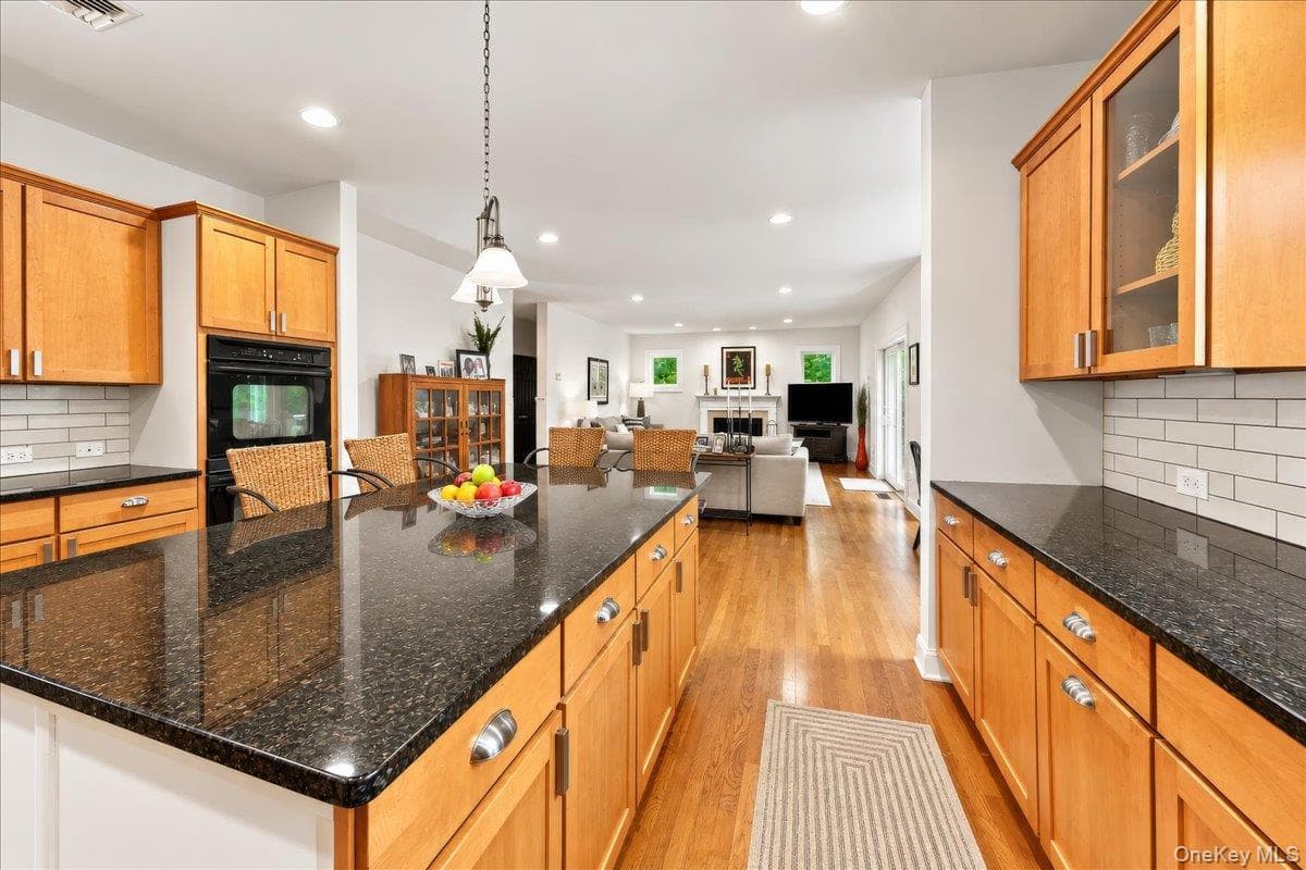 295 Spring Pond Road thumbnail 8