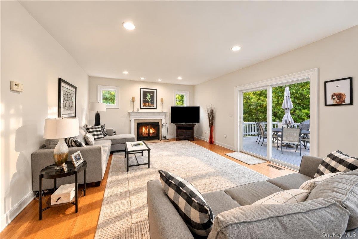 295 Spring Pond Road thumbnail 14