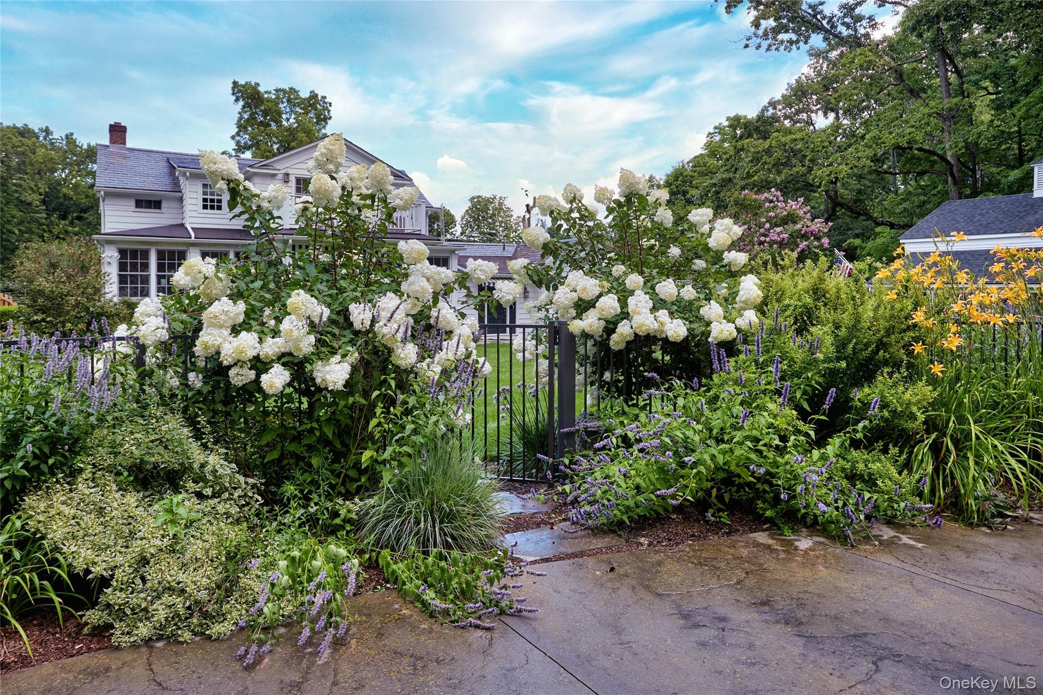 111 Washington Spring Road thumbnail 27