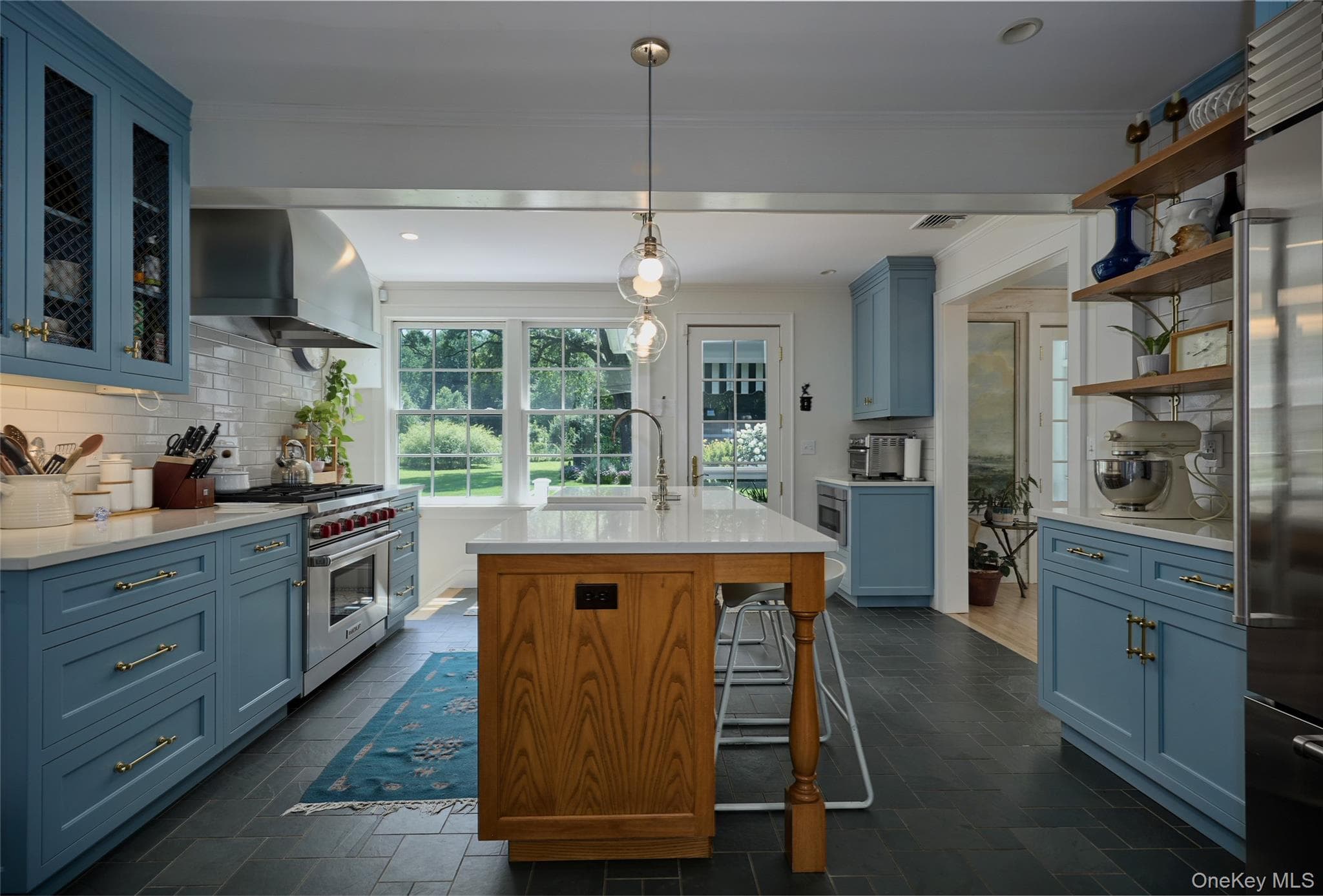 111 Washington Spring Road thumbnail 10